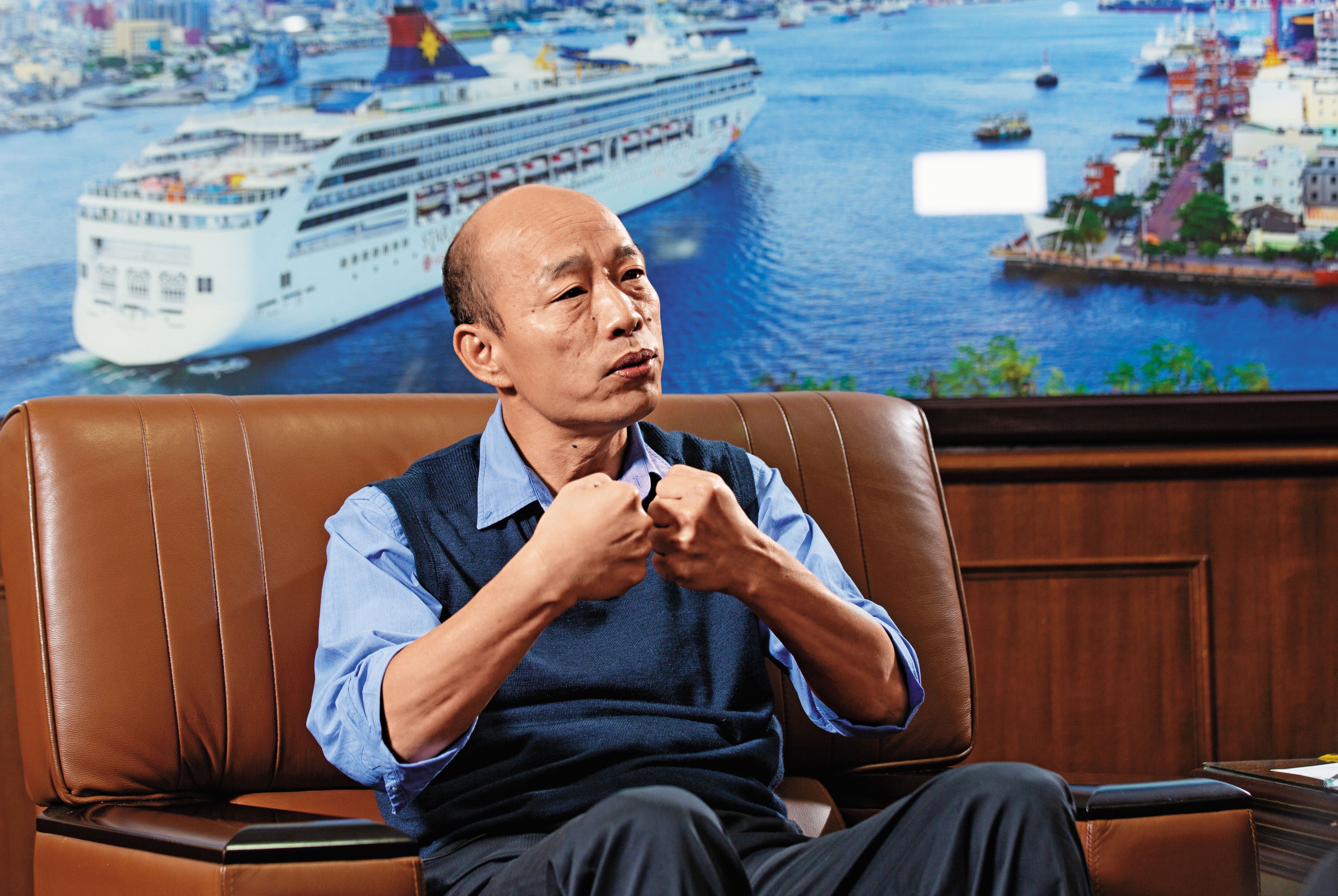 韓國瑜強調，他提「2個不要懷疑」的目的，用意是強調雙邊不停碰撞，提供人民思考。