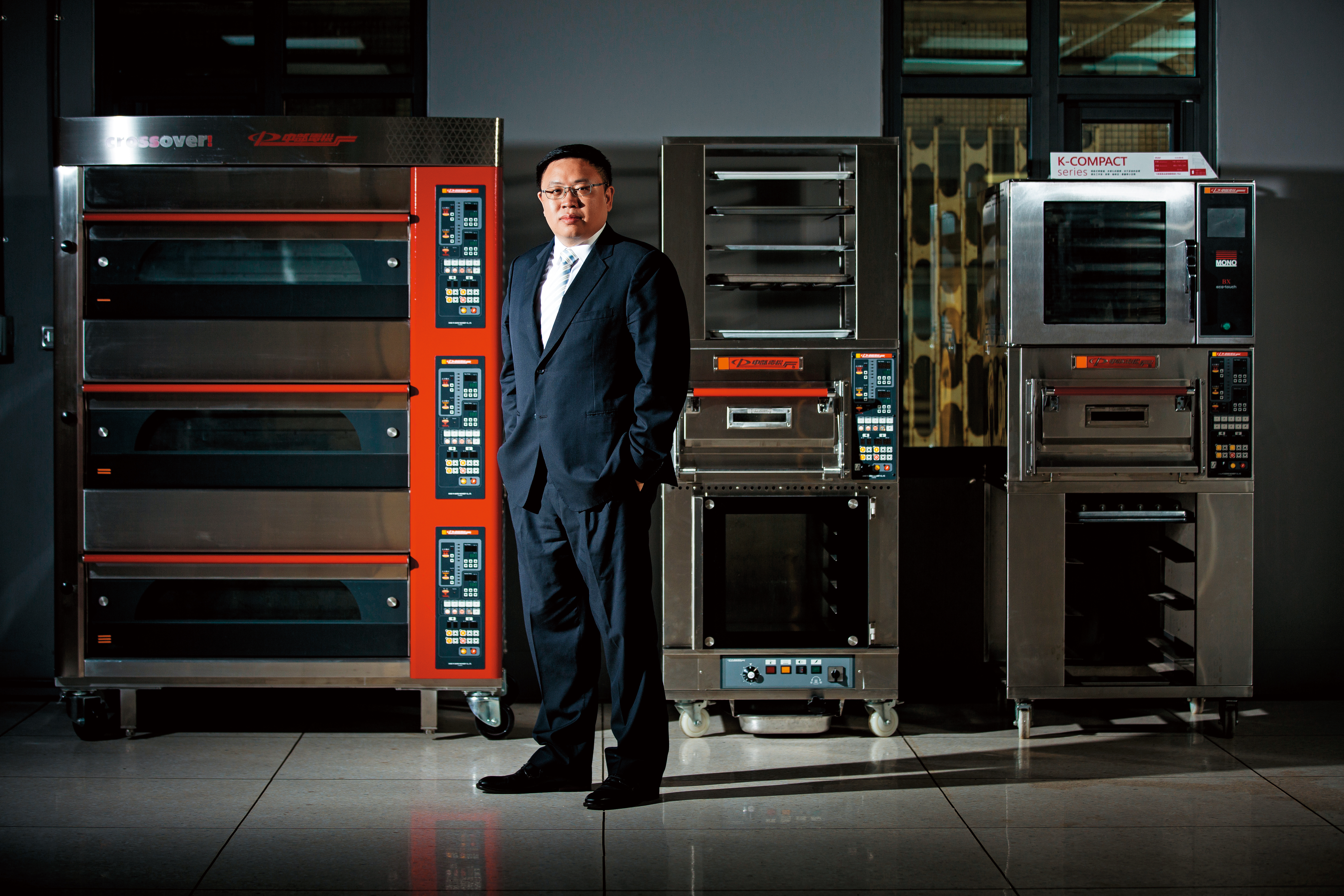 黃正仲接班後開發85度C等新客戶，並全力支持吳寶春、王鵬傑等世界冠軍師傅，讓自家產品增加國際曝光度。