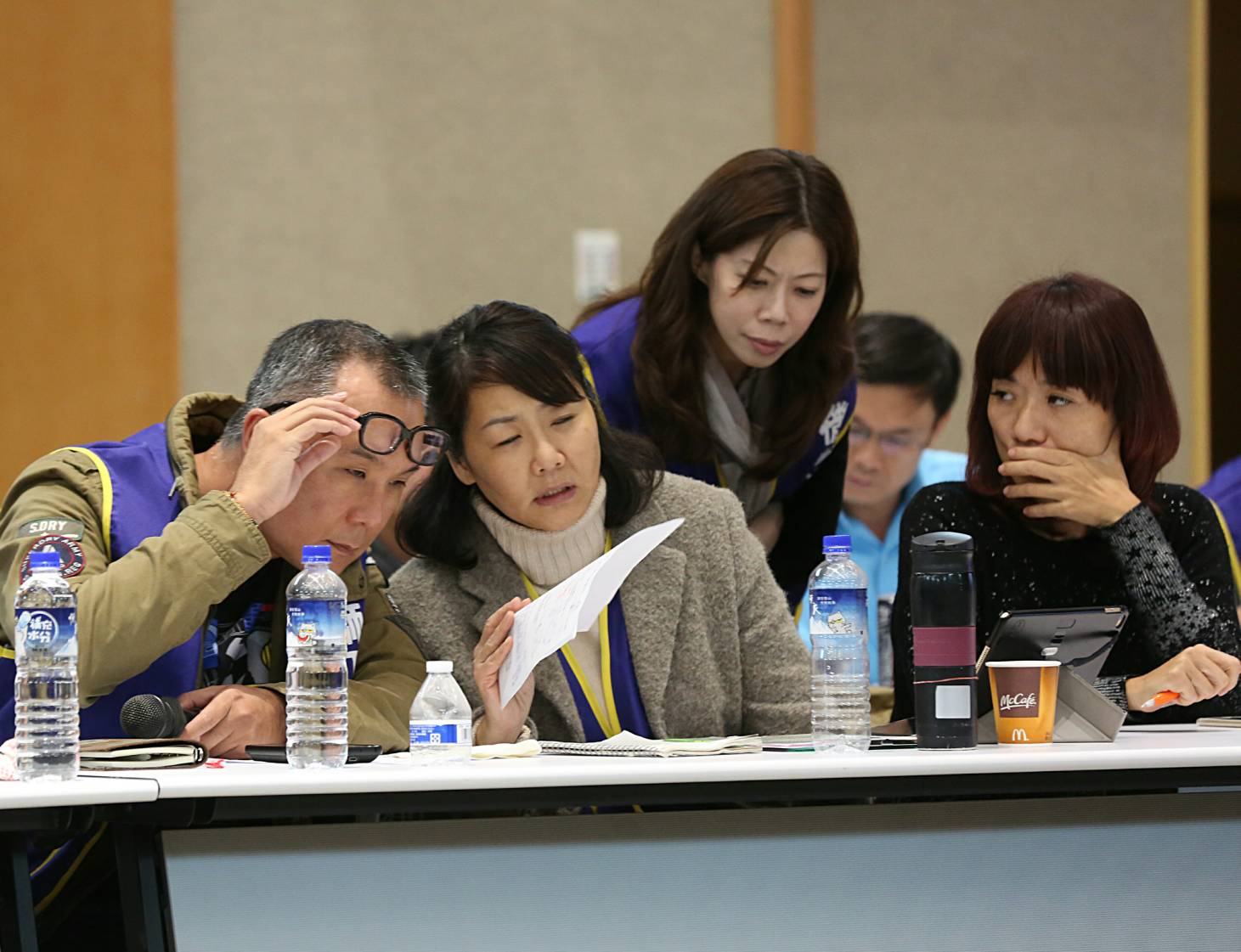 華航工會與資方11小時談判馬拉松結束，雙方同意明天上午10點繼續談判。