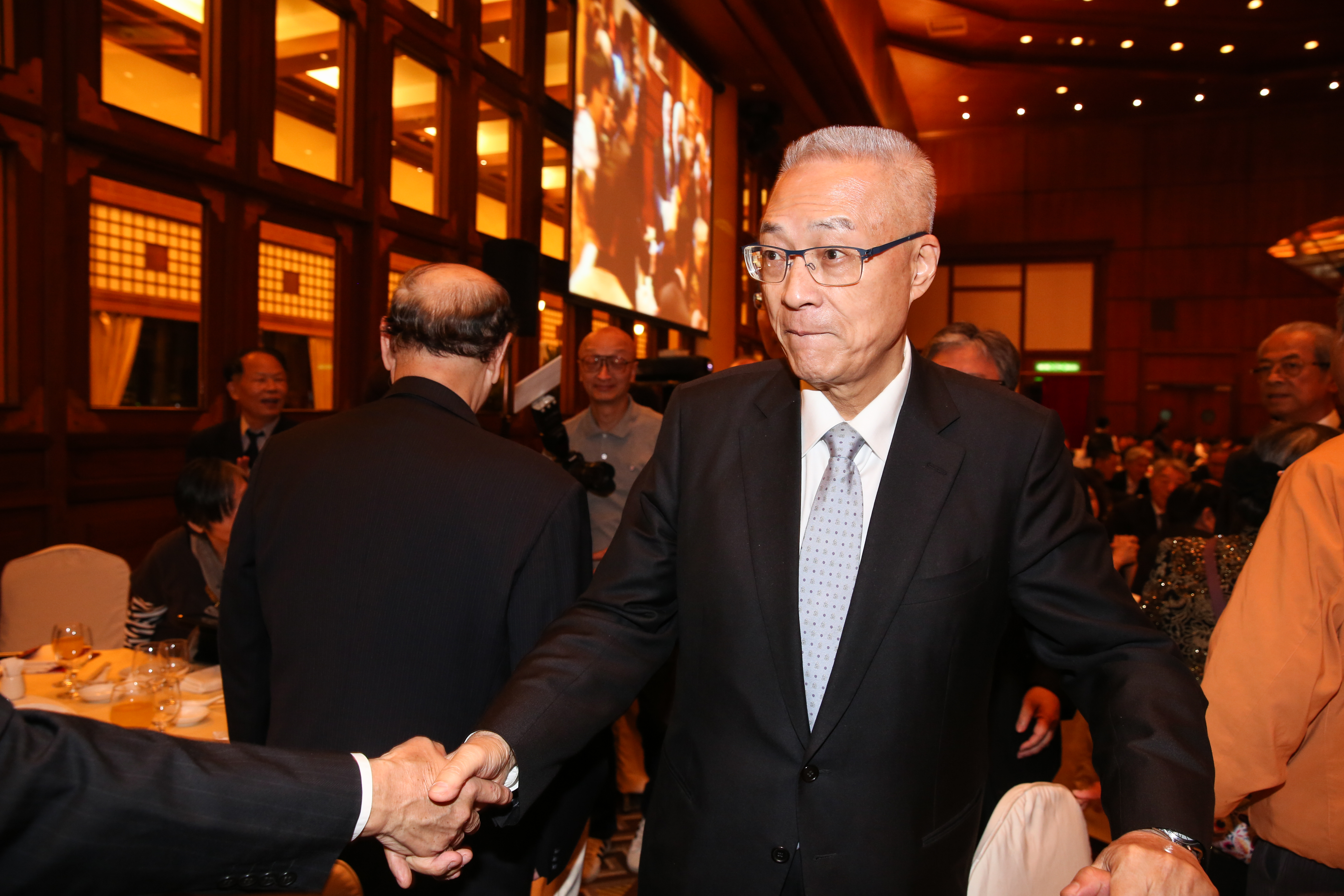 吳敦義表示，若國民黨有意參選者都準備充裕，符合國民黨提名的高度期許，並經過正常管道推選，全黨就一致幫他輔選。