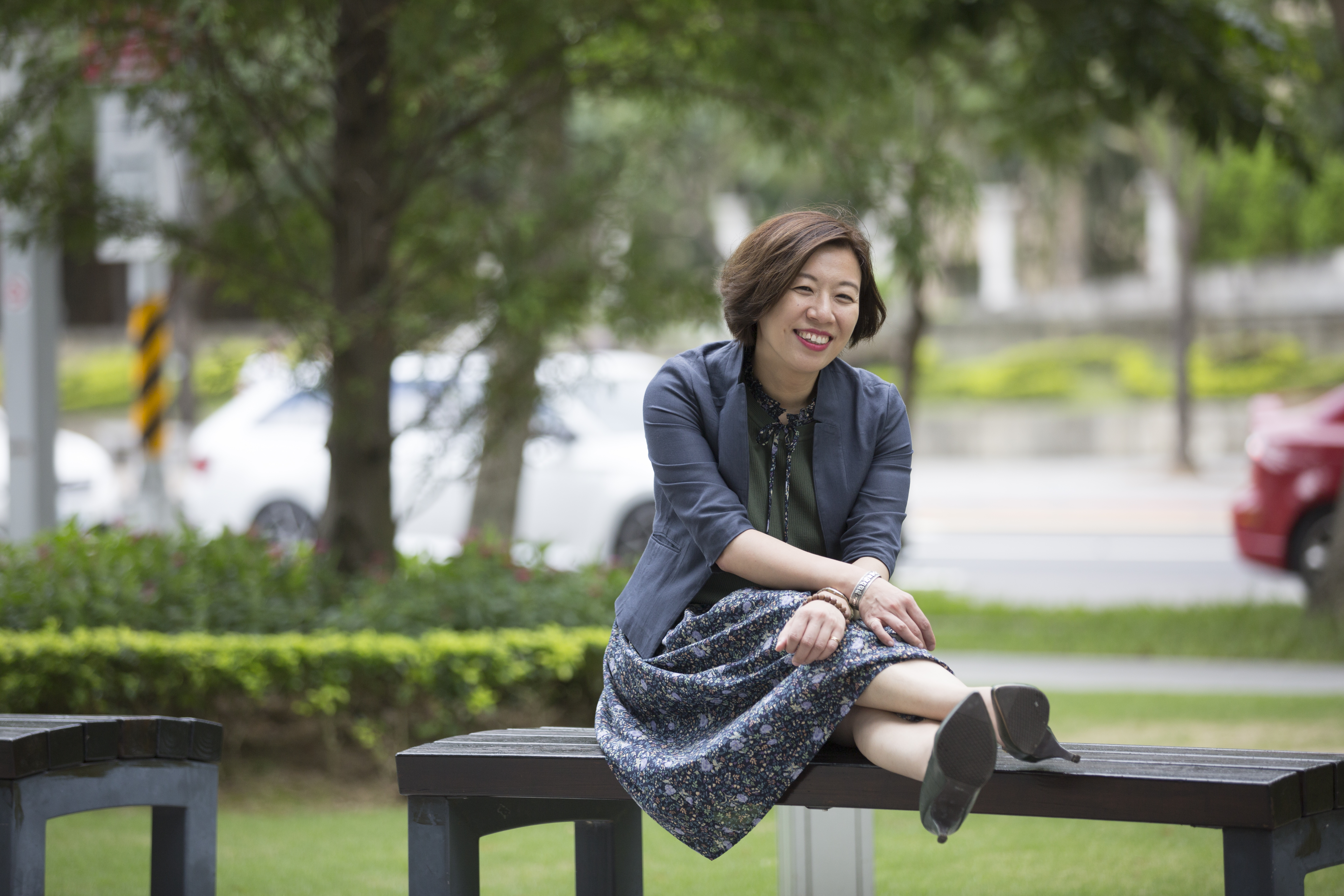 林靜儀在臉書上提醒男性朋友,「準備保險套是基本禮貌,跟睡前刷牙如廁後沖水一樣是基本生活禮節。」