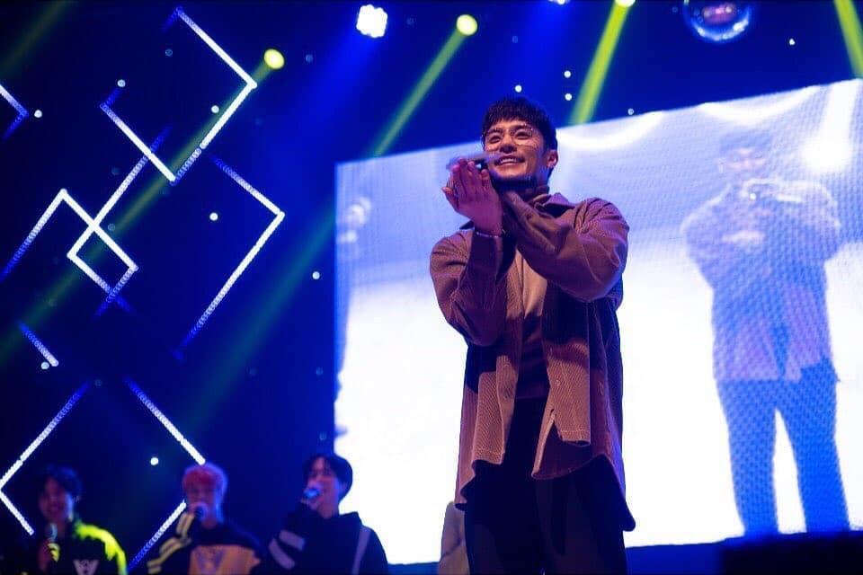 韓星成勛確定將於3月17日來見成太太們啦。(翻攝自成勛IG)