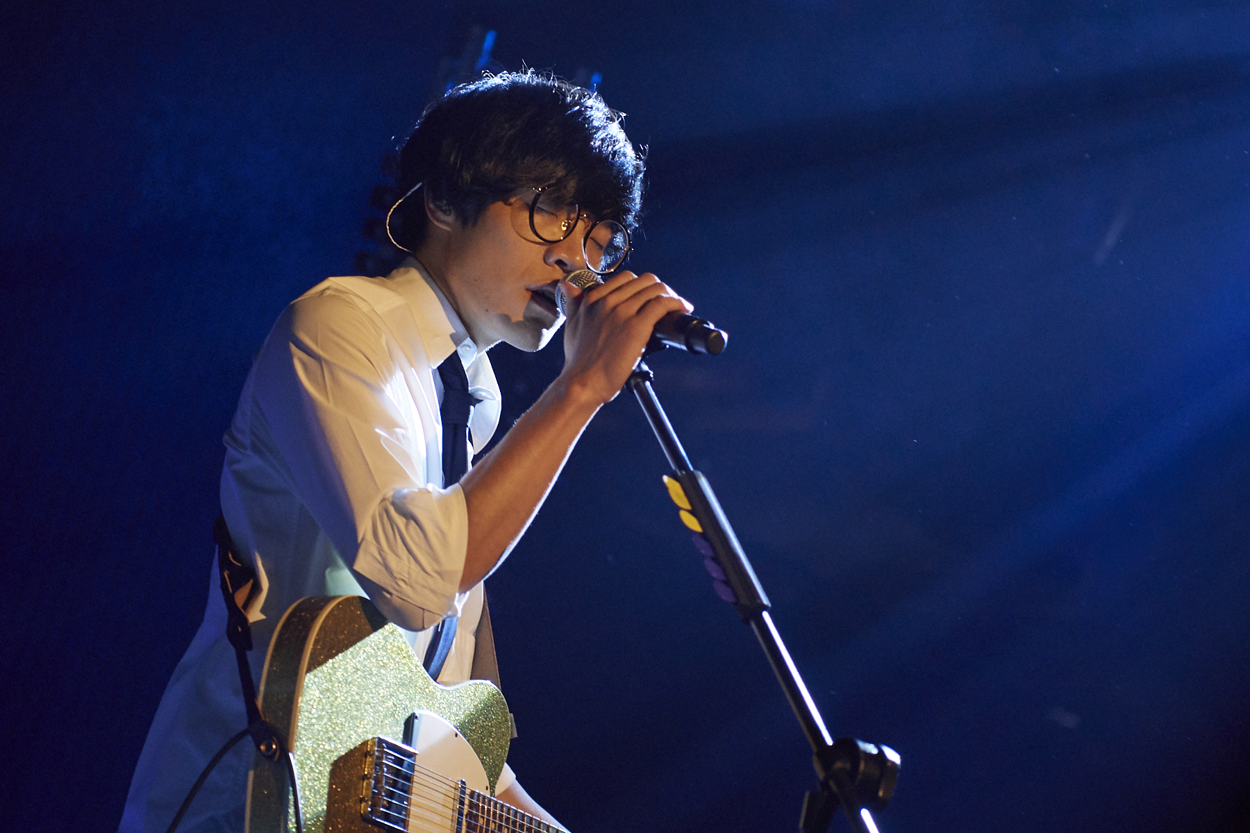 盧廣仲推出今年第一首新作品〈愛情怎麼了嗎〉，情人節當天開始預購。（添翼提供）