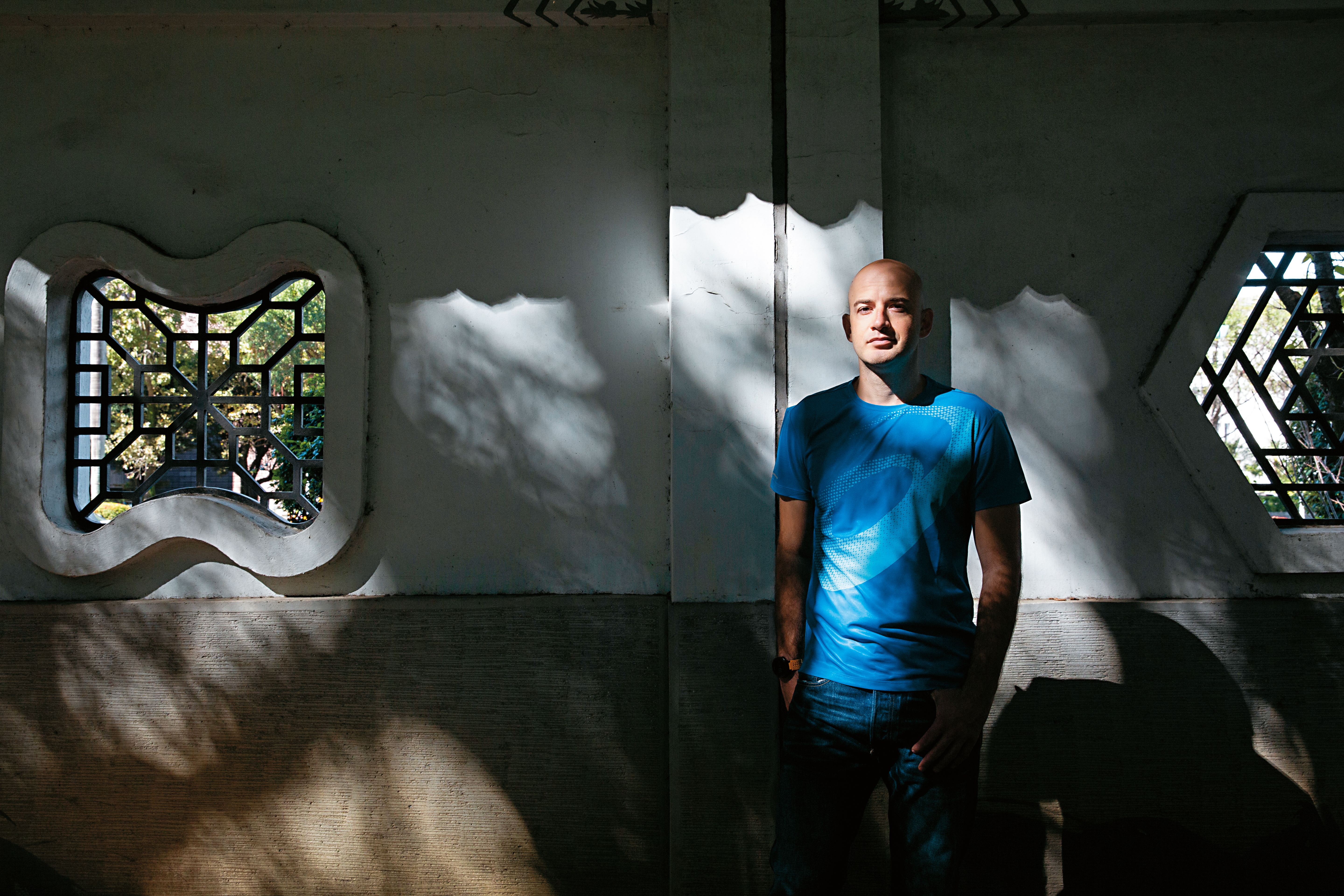 來台12年多，吳鳳在此地發展演藝事業、娶妻生女，他說年少的自己從沒想過有朝一日會跟台灣結下如此深厚的緣分。