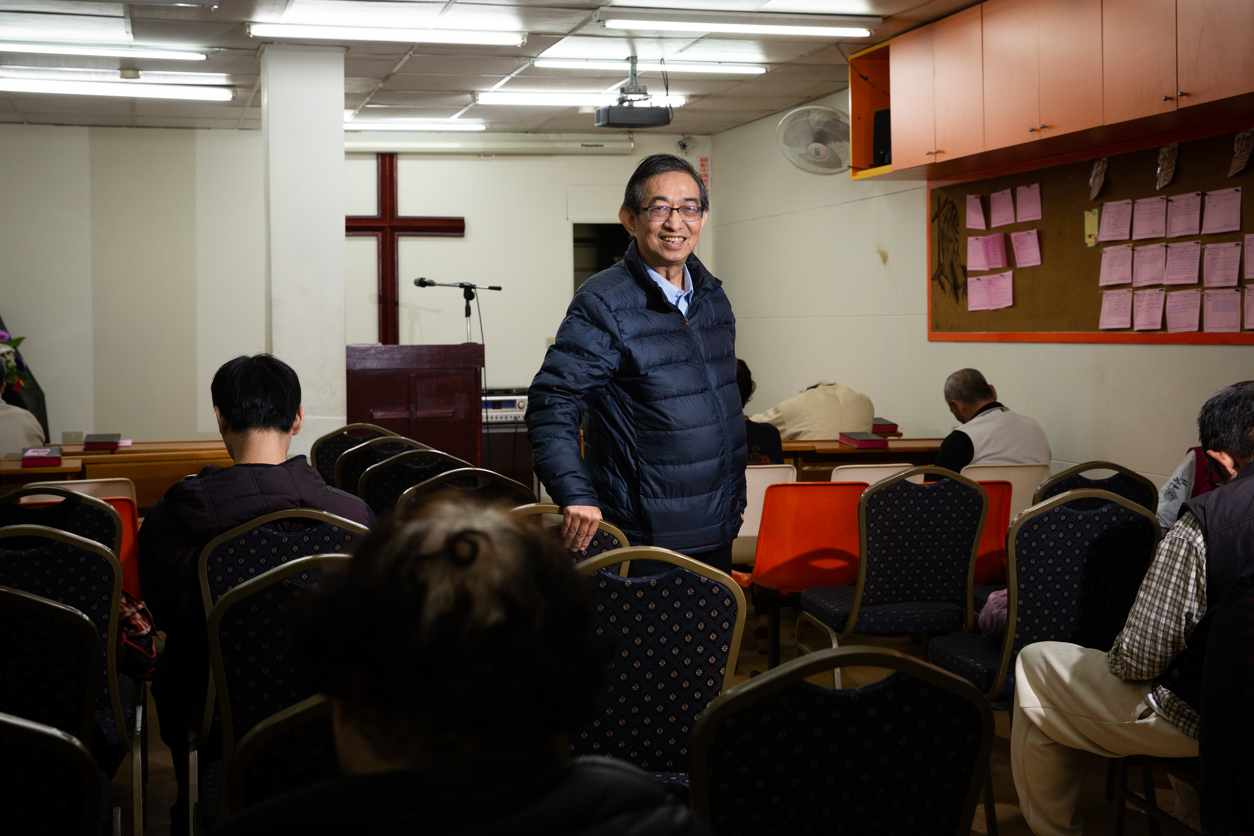 李政隆出身佛教家庭，卻成為比誰都虔誠的基督教徒，也不怕做最困難又難收奉獻的事。