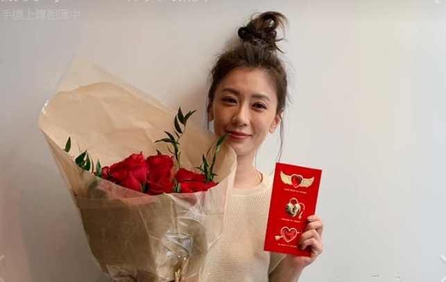 賈靜雯收到修杰楷的浪漫驚喜，讓她隔空在臉書上喊「算你贏了！」（翻攝賈靜雯臉書）