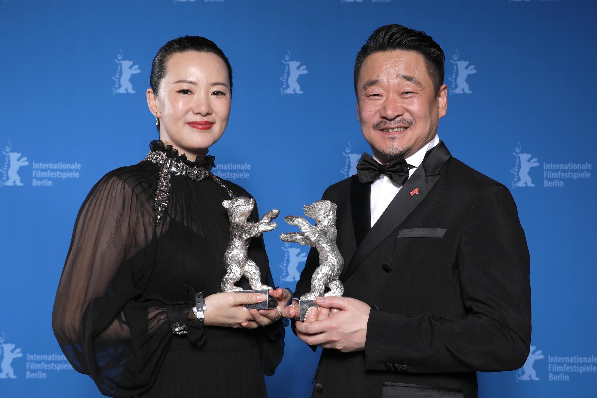 今年柏林影展帝后由中國大陸演員王景春、咏梅包辦，他們透露評審們認為「給了一個另一個也應該得獎」。（東方IC）