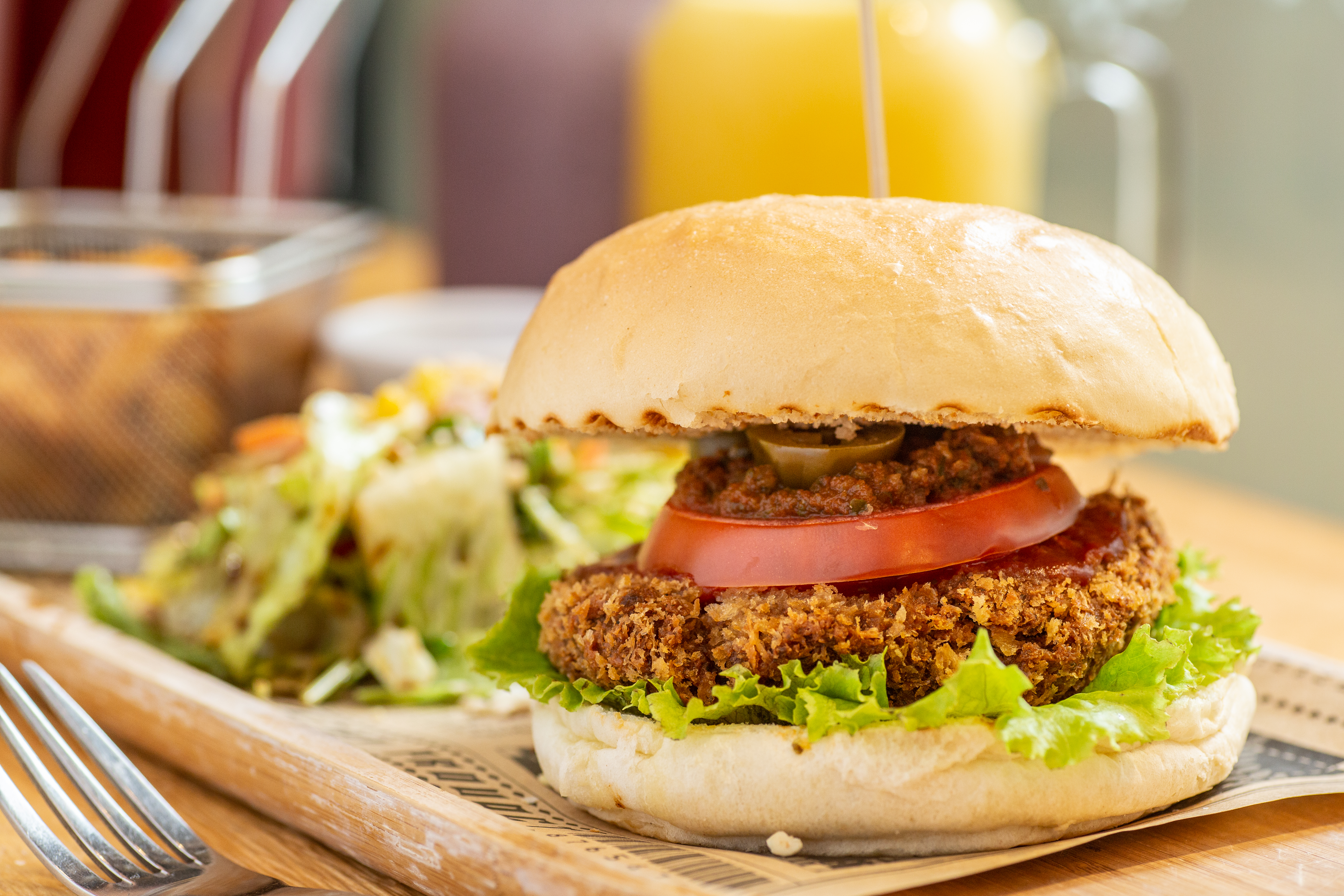 義式蔬食餐廳「mani mani」使用全植物性食材，但料理可沒因此變得清淡無趣。