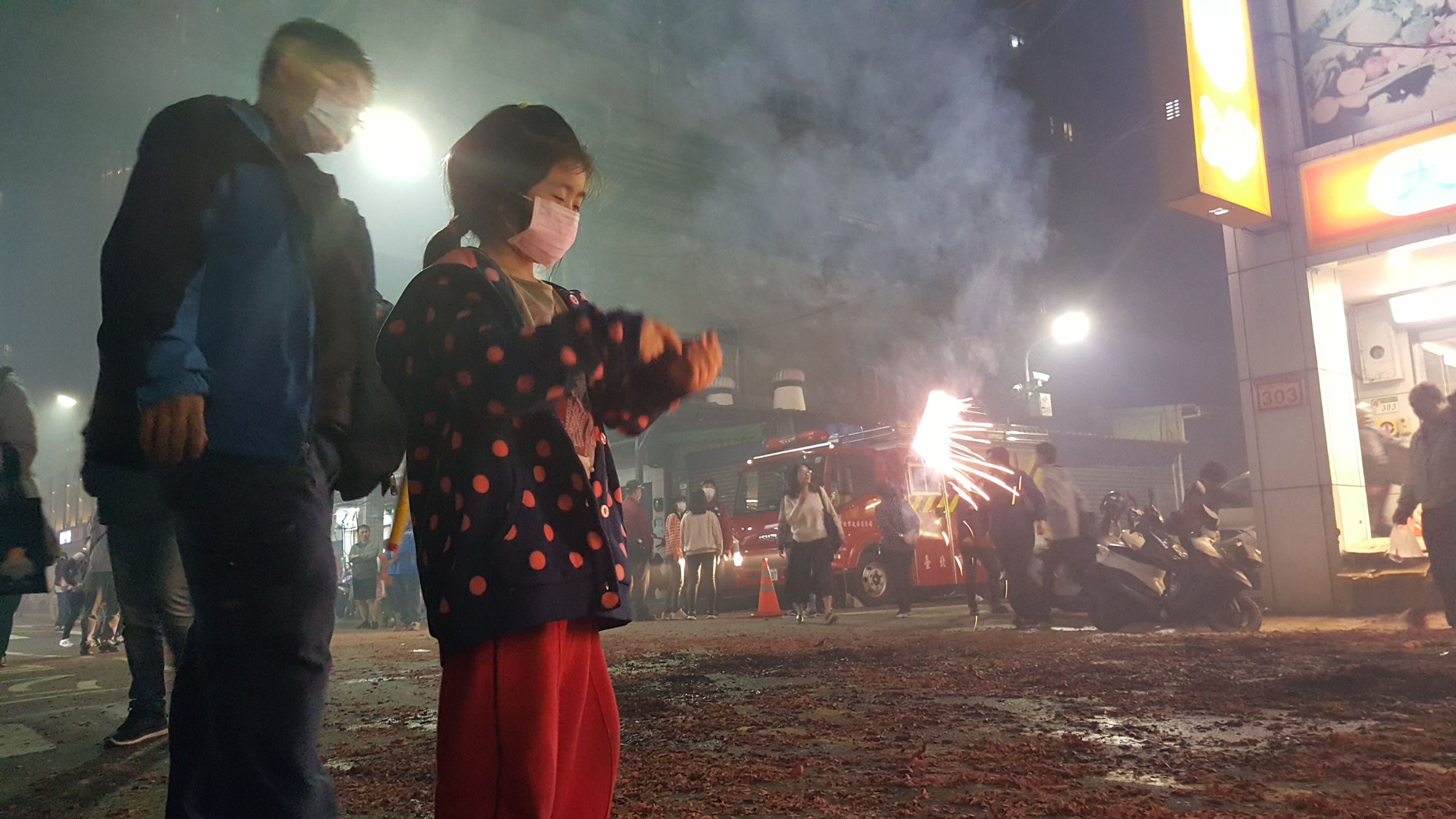 活動吸引大批人潮前來圍觀。