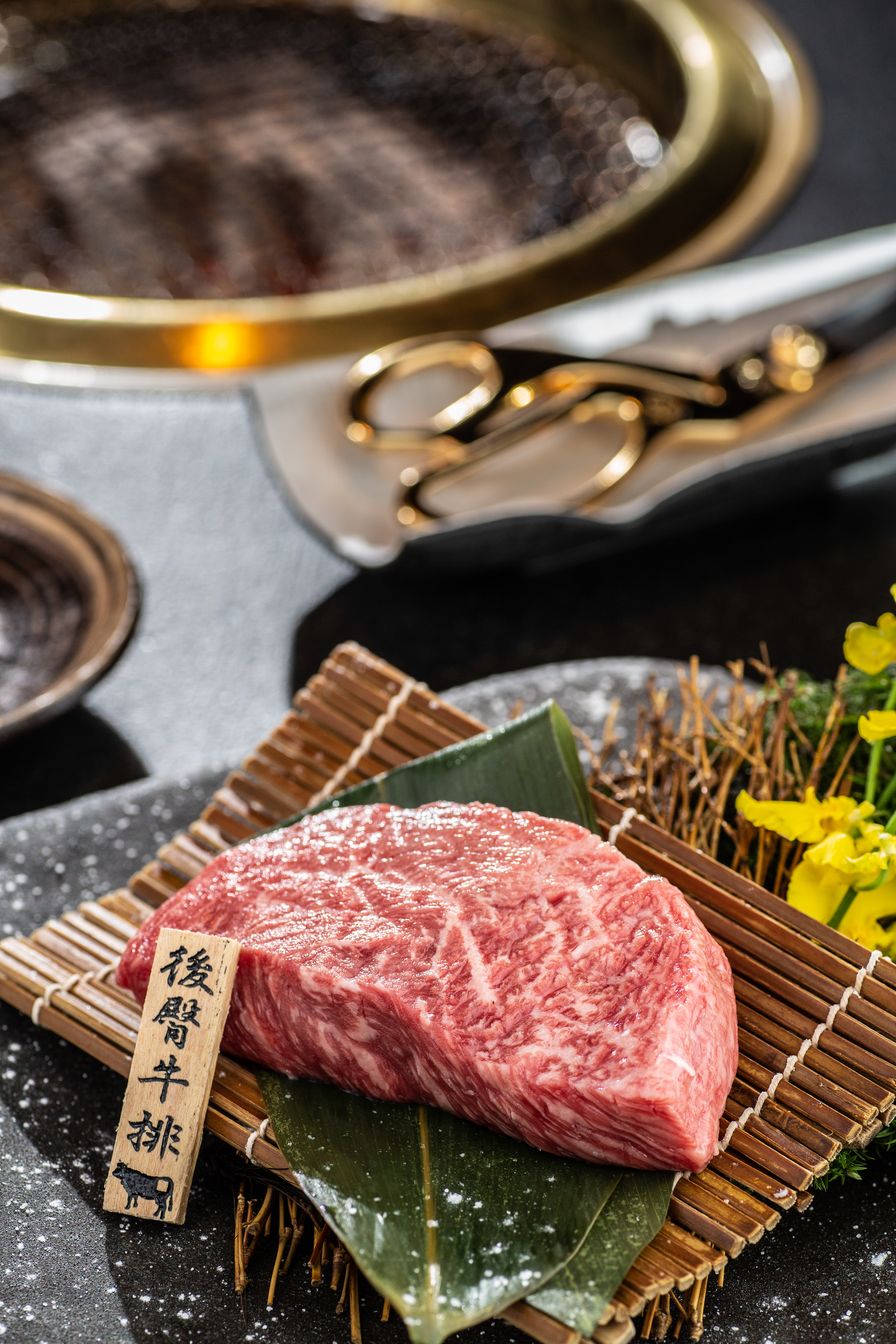 「後臀牛排」肉質緊實，有嚼感，帶濃厚的肉香。（1,480元/150g）