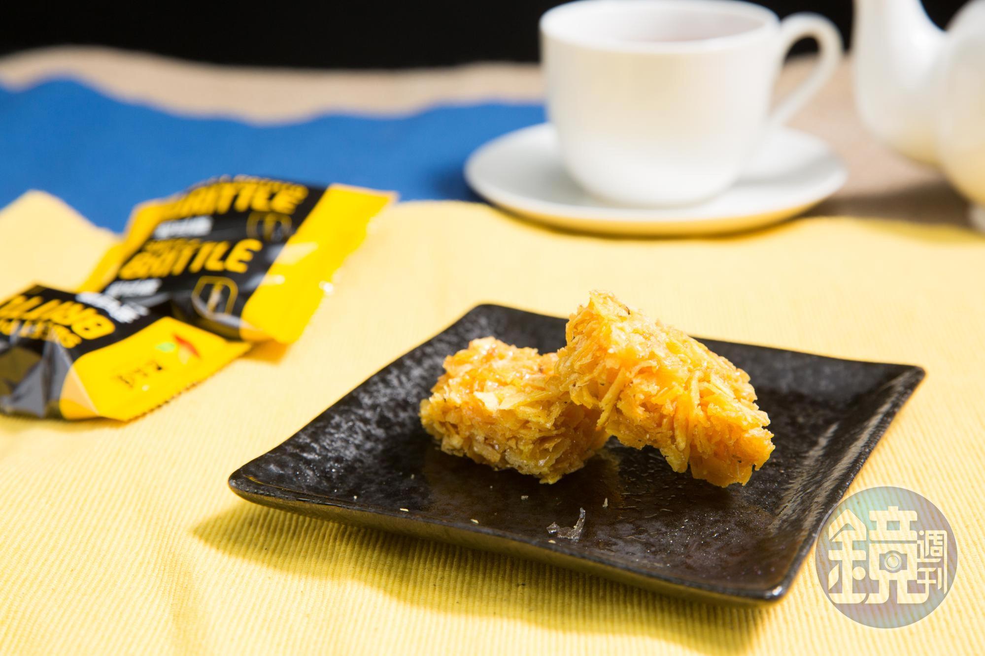 地瓜酥有多種口味，包括原味、海苔、黑糖、山藥等。（90元/150G）
