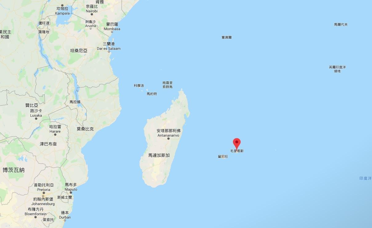 台灣籍遠洋漁船穩鵬號今(20日)凌晨發生海上喋血案,當時船隻在印度洋中非洲島國模里西斯東北方1582浬的公海上。(翻攝自Google Map)
