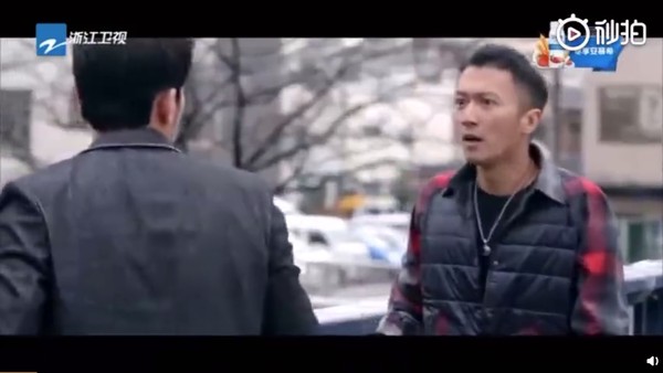 謝霆鋒被周杰倫開玩笑，頓時傻眼。（翻攝鋒味微博）