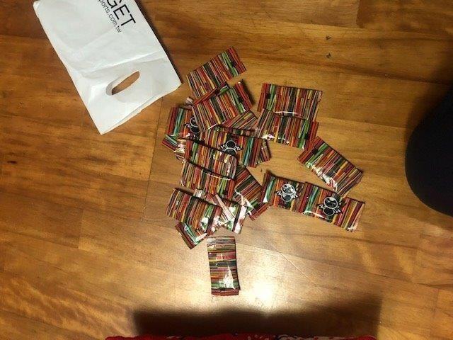 警方搜出85包毒咖啡。(警方提供)