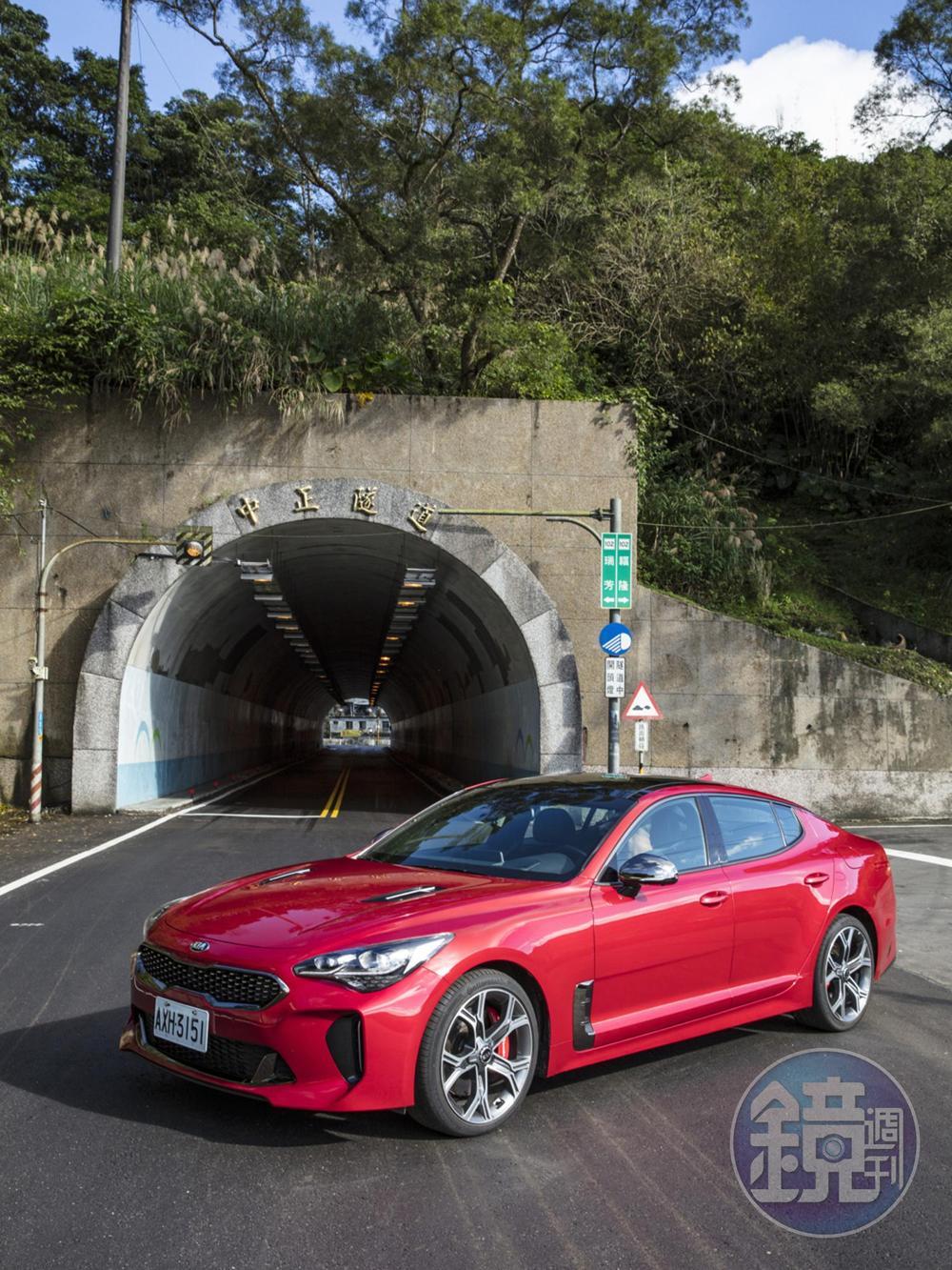 KIA Stinger 3.3 AWD GT