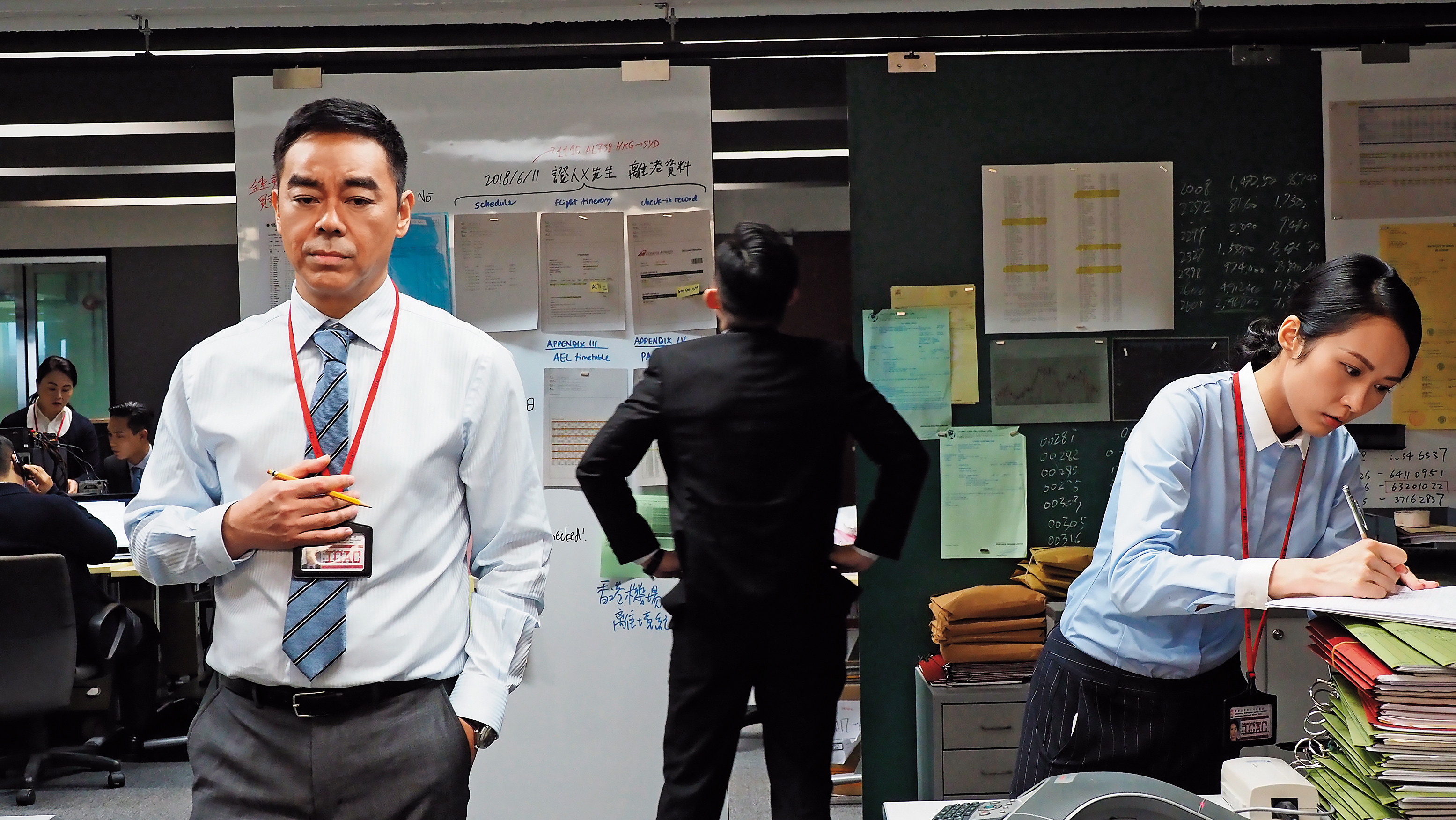 金馬影帝劉青雲(左)飾演廉政公署調查員,演技具戲劇張力。(東方IC)