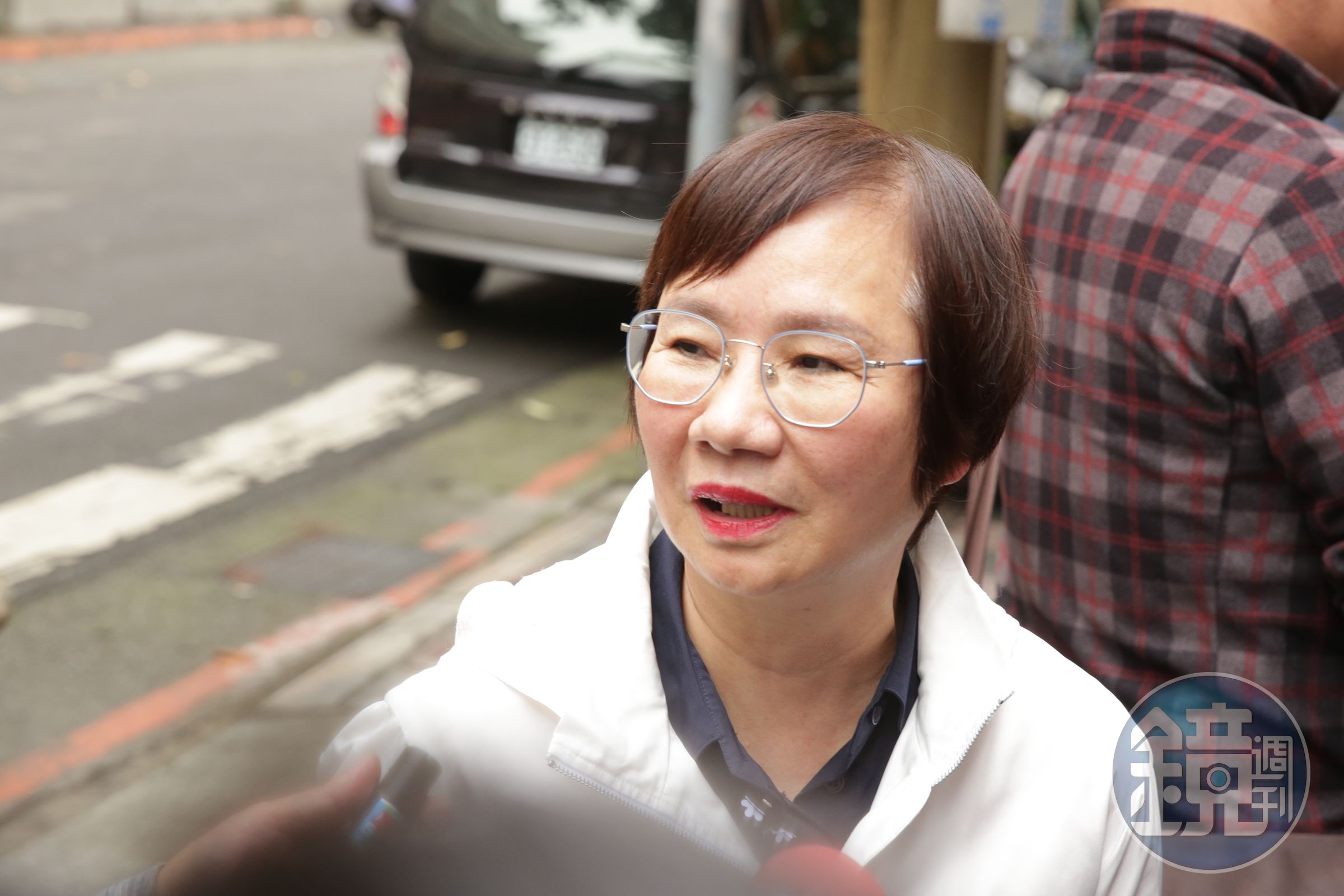 「誰摔死了李新」今公開第九集，羅淑蕾則砲轟比「腳尾飯」事件更扯。