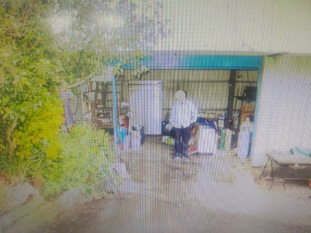 陳男哥哥發現弟弟2天沒出房門，前往查看才發現他吸毒過量暴斃。（翻攝畫面）