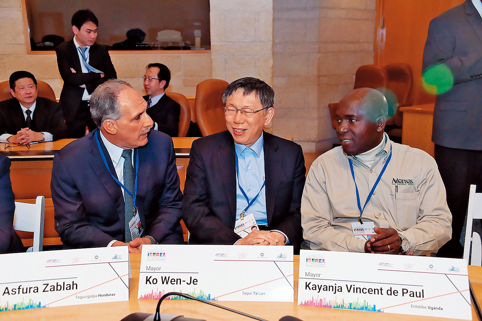 台北市長柯文哲（中）23日訪問以色列，柯是否參選，也牽動藍營提名。（台北市政府提供）