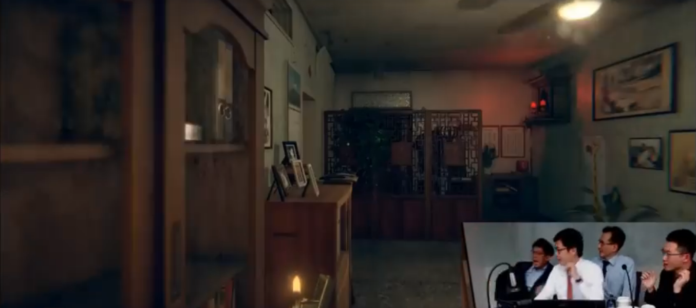 陳其邁直播玩《還願》，卻被送茶葉蛋的人嚇到彈開。（翻攝自陳其邁臉書）