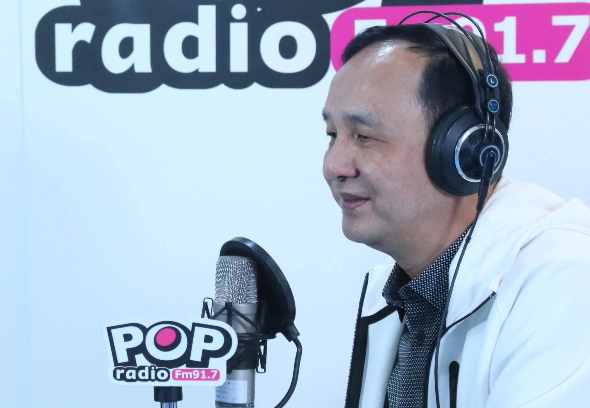 前新北市長朱立倫今接受媒體專訪時表示，黨內初選是一個過程，民眾希望趕快找出最好的候選人。（pop radio提供）