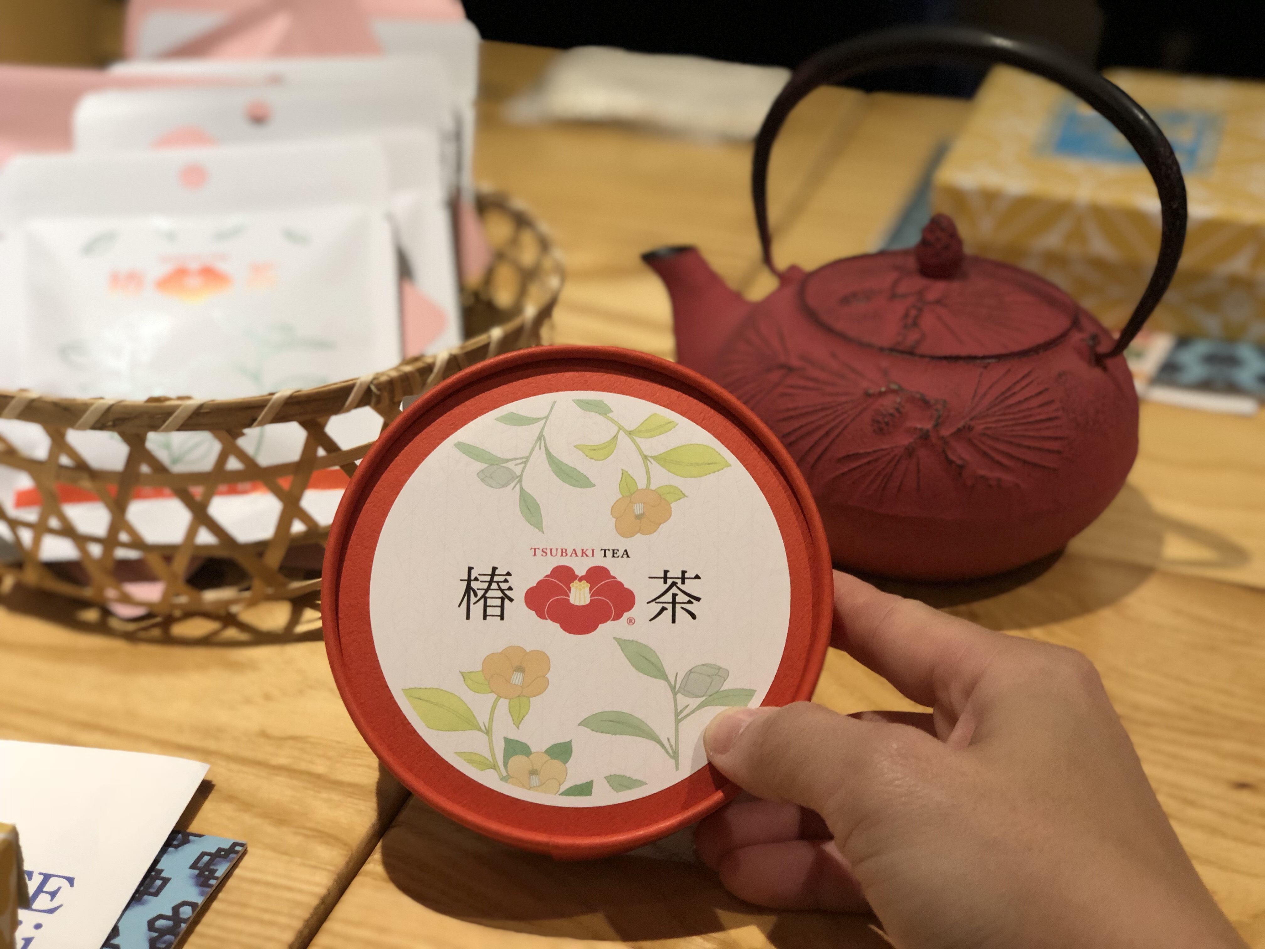 用南部鐵器裝茶，感覺更好喝。