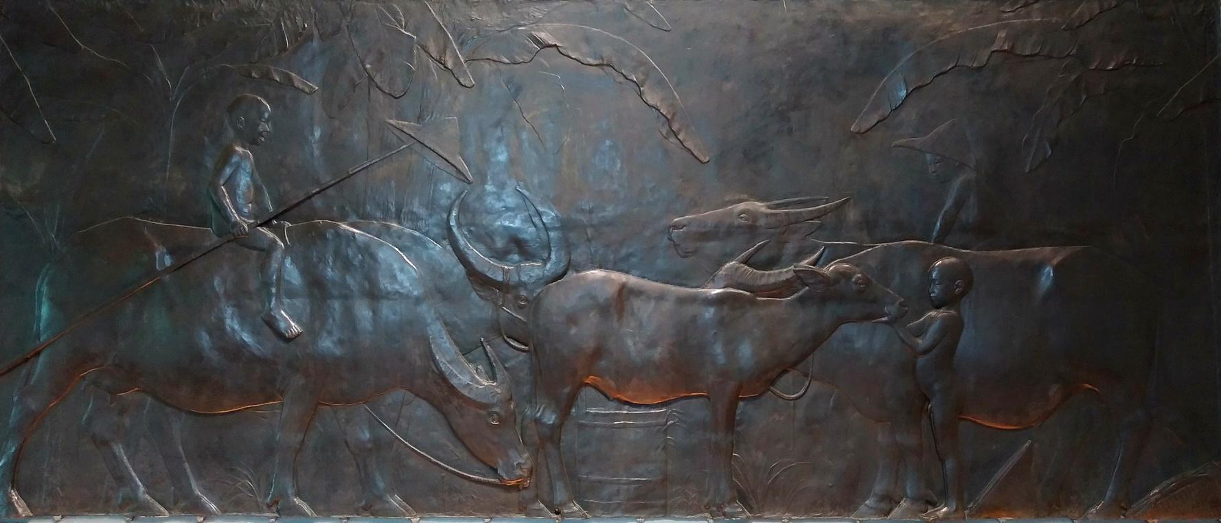 黃土水的作品《水牛群像》,圖為位於國立台灣美術館的玻璃纖維翻製品。(翻攝自維基百科)
