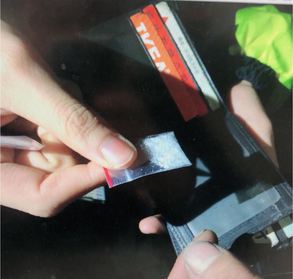 在皮夾內搜出K他命以及安非他命。（警方提供）