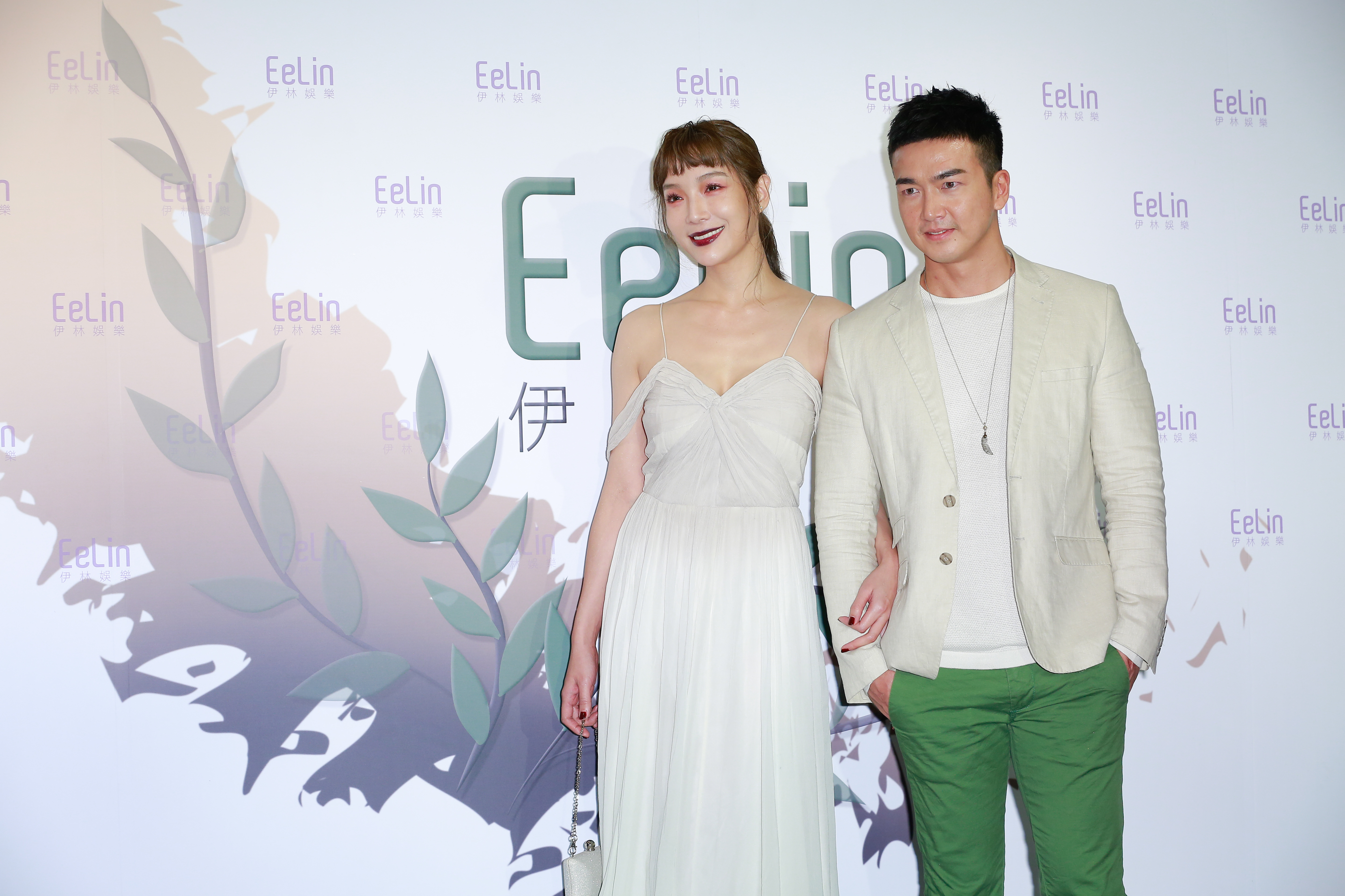 沛臻戀8年來風風雨雨，今天稍早李沛旭才在臉書透露分手消息，隔沒幾小時卻又「我們沒事」，讓人霧裡看花。