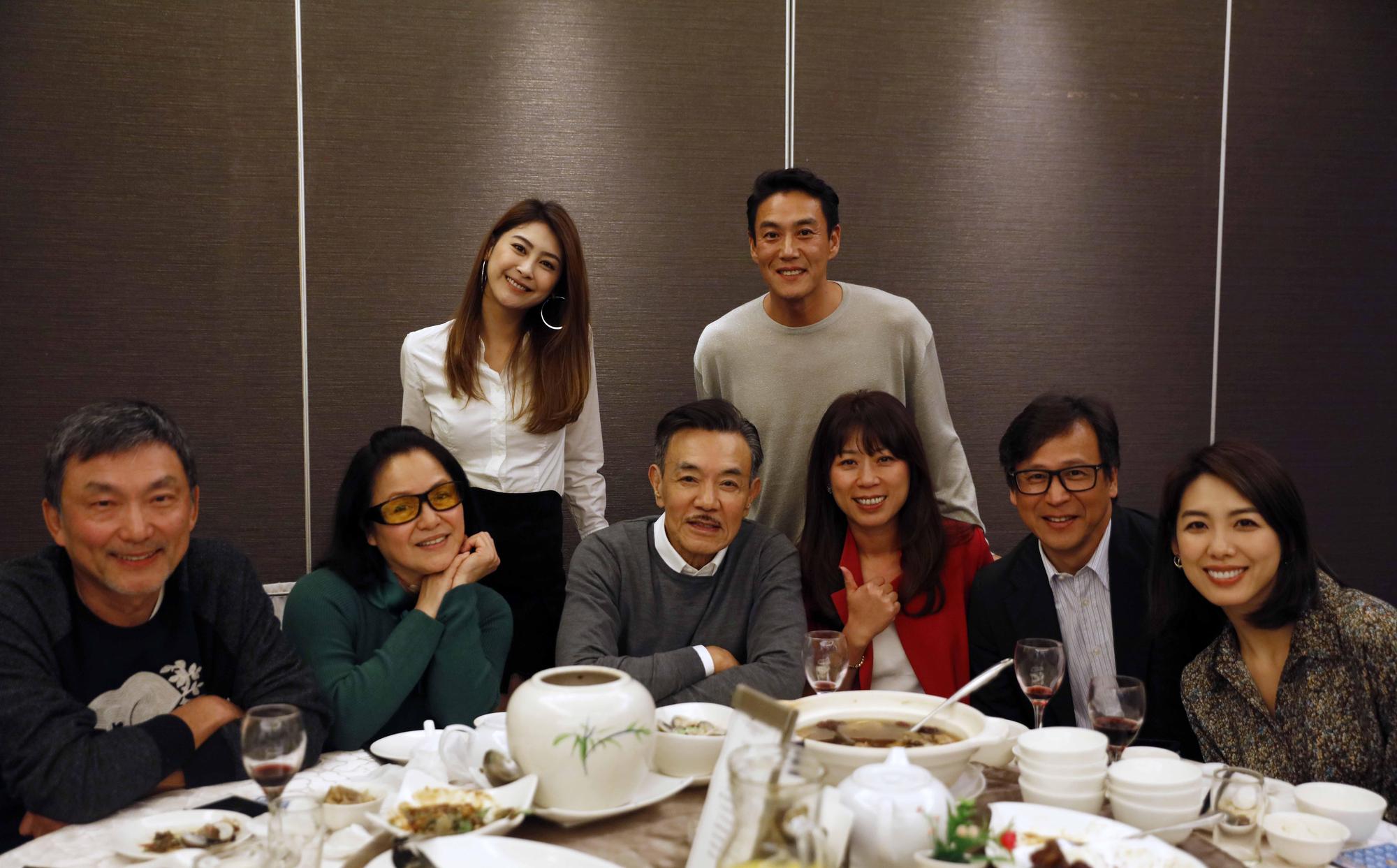 星浪娛樂前晚舉辦春酒，藝人王道、潘麗麗、林可彤、錢柏渝、加賀美智久等人聯袂出席。（星浪娛樂提供）