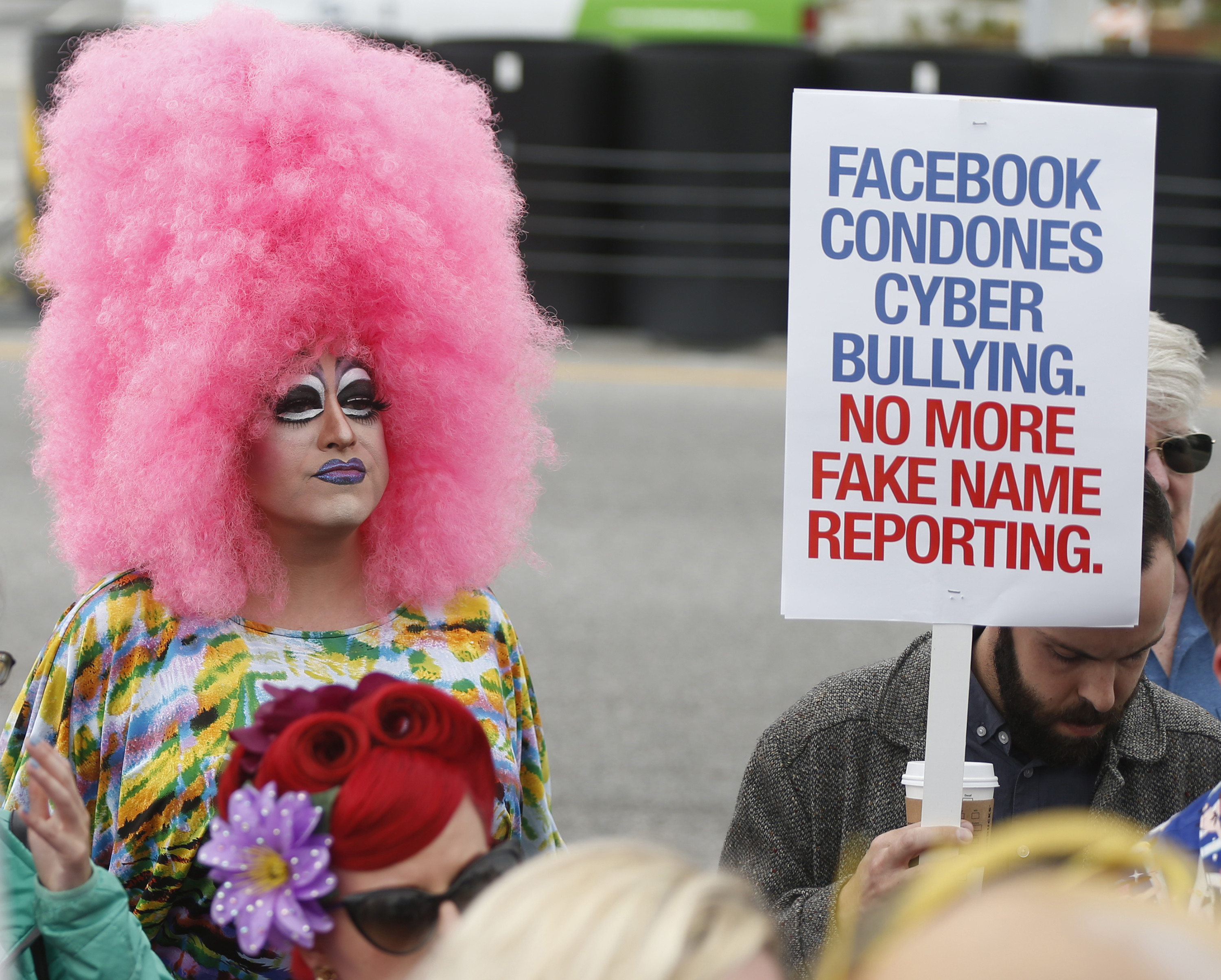 資料畫面，2015年加州聖荷西，用戶發起抗議對臉書以真實姓名登錄的規定表達不滿。（東方IC）