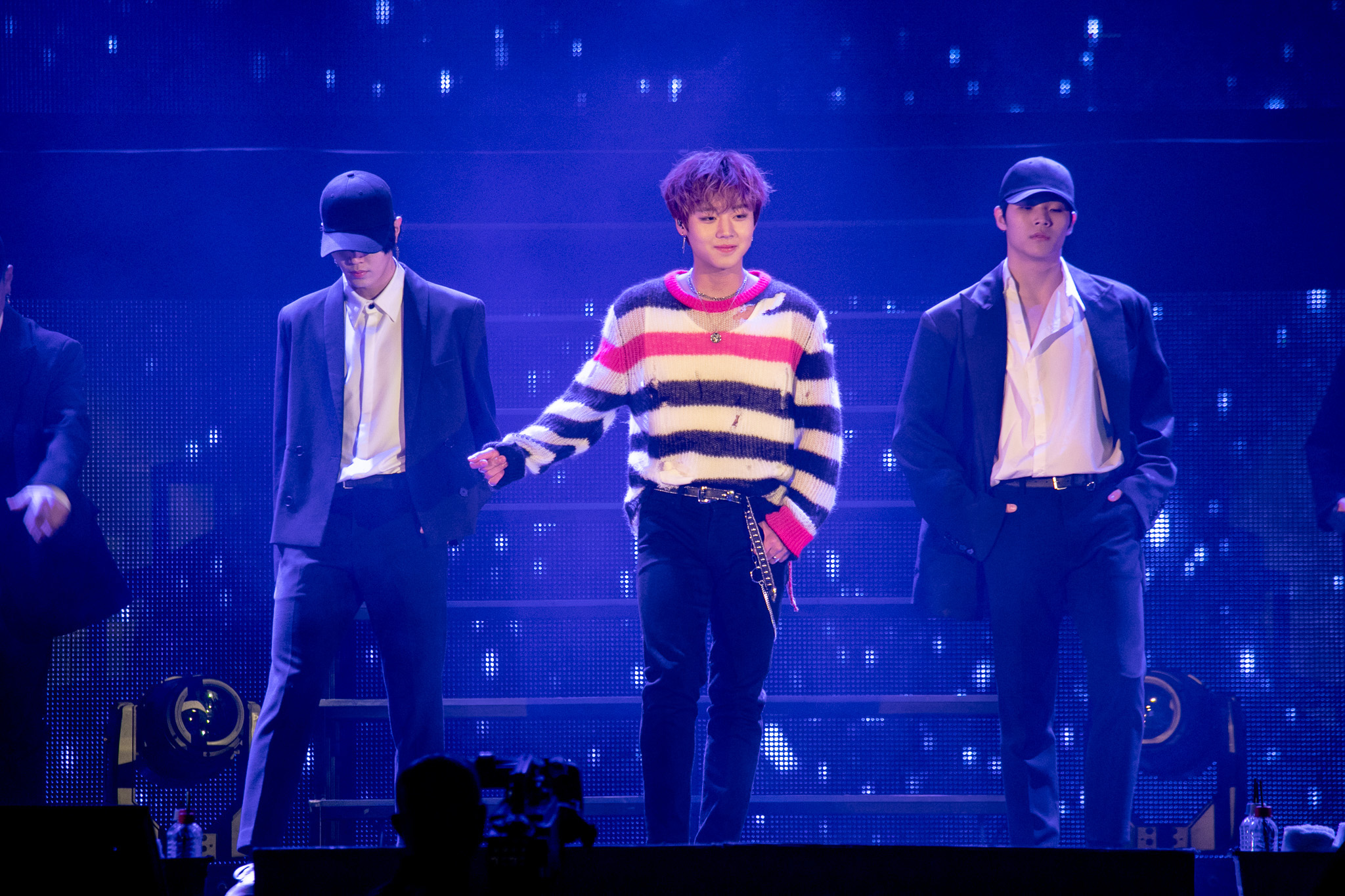 朴志訓以〈SHAPE OF YOU〉揭開見面會序幕。（JUSTLIVE 就是現場提供）