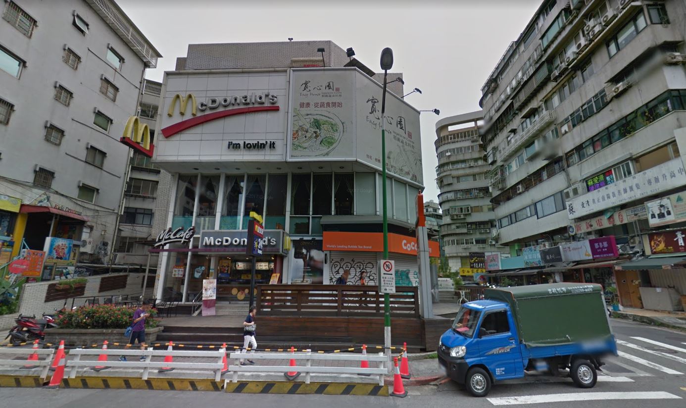 坐落於天母西路的地標麥當勞，傳不敵漲租6月將吹熄燈號。（翻攝自google map）