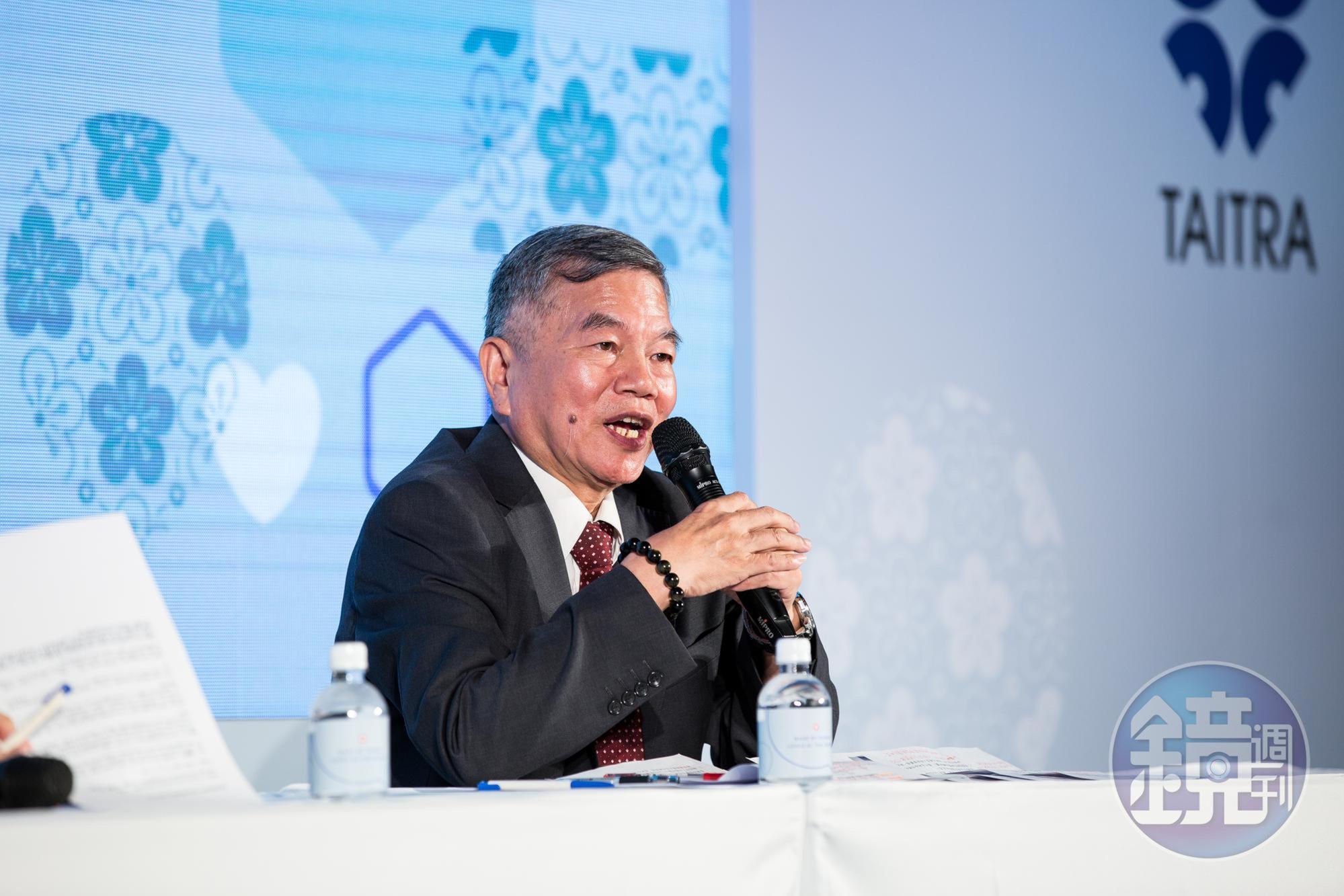 經濟部長沈榮津今(4日)備詢表示,今年電價經濟部主張不調漲。