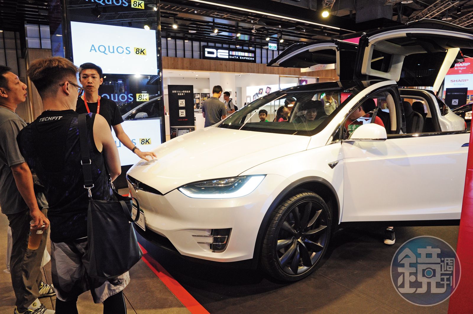 鏡觀車市／車商趕進度！拚第四季買氣逐月跳 Model Y摘下電動車季冠軍