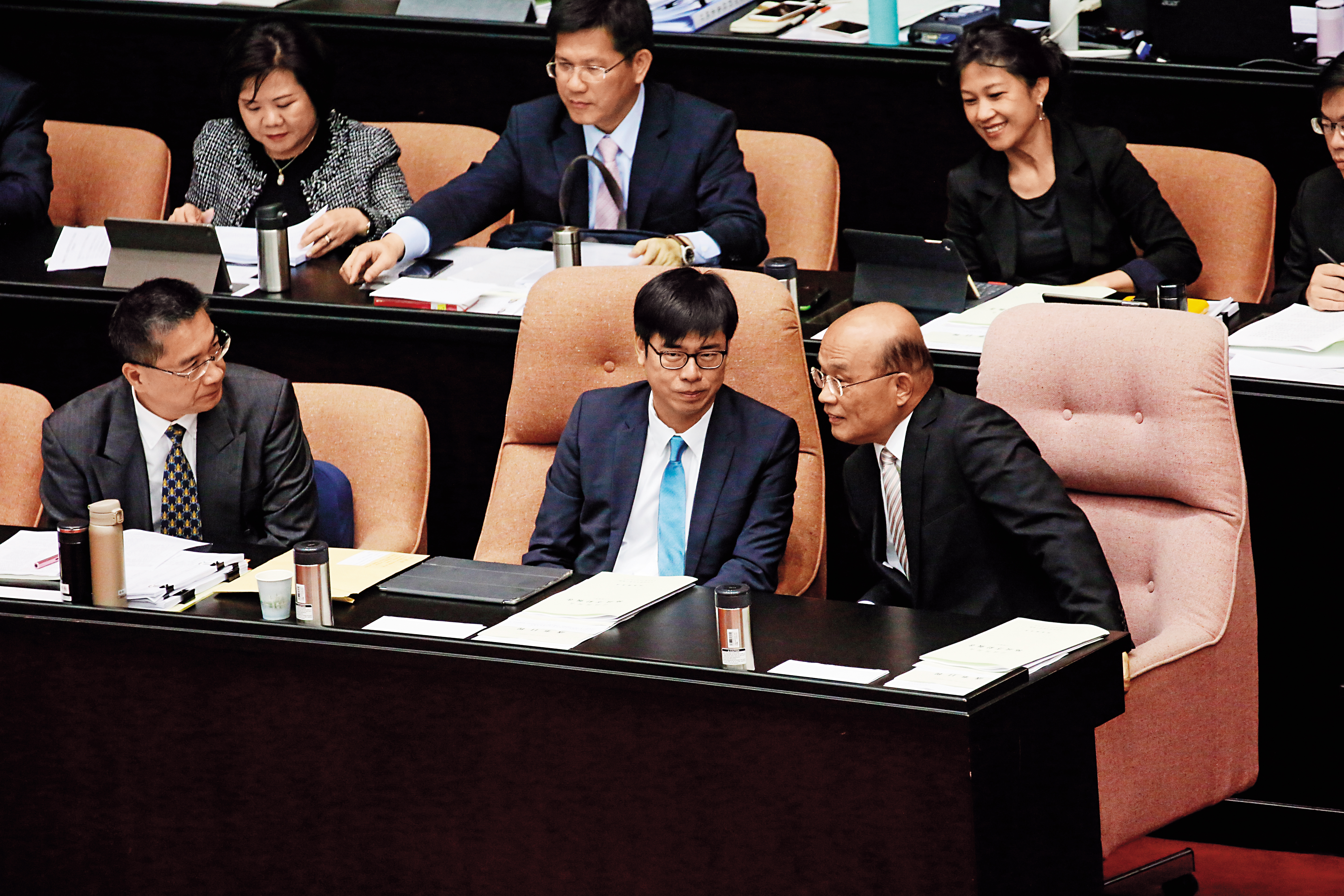 蘇貞昌回鍋閣揆採「大部長、小政委」制，直接要求部會首長負起全責。