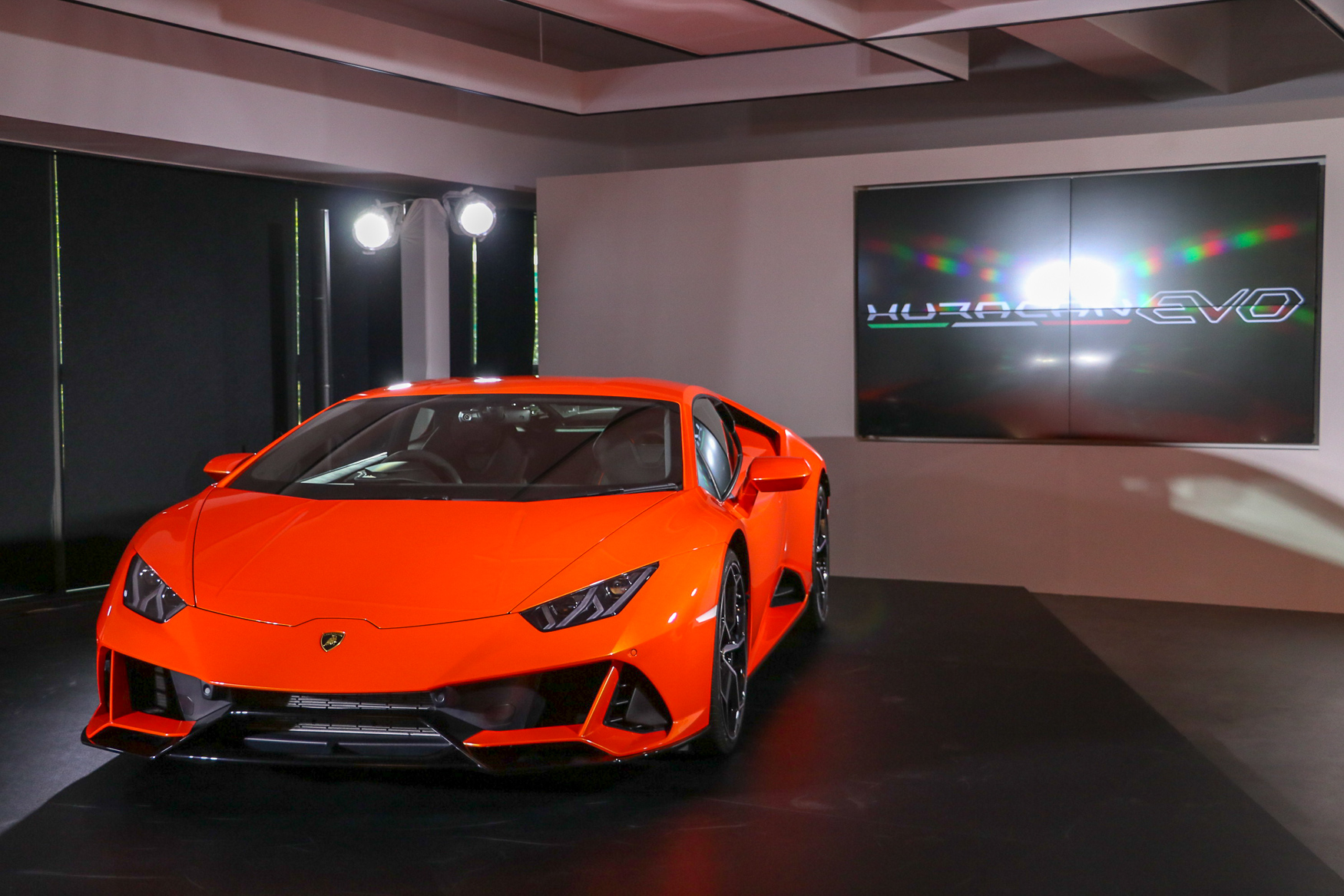 【小牛新勢力】Lamborghini Huracan EVO國內首亮相