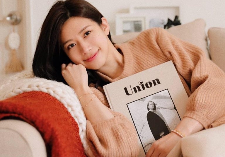 三立新聞主播趙岱新突在2月底請辭離開新聞圈，卸下4年多的主播身分。（翻攝自趙岱新臉書）