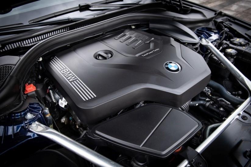 編號B48的2.0升直四在TwinPower Turbo渦輪汽油引擎最大馬力252hp,自1450rpm至4800rpm皆為35.7kgm扭力高原,加速暢快淋漓。