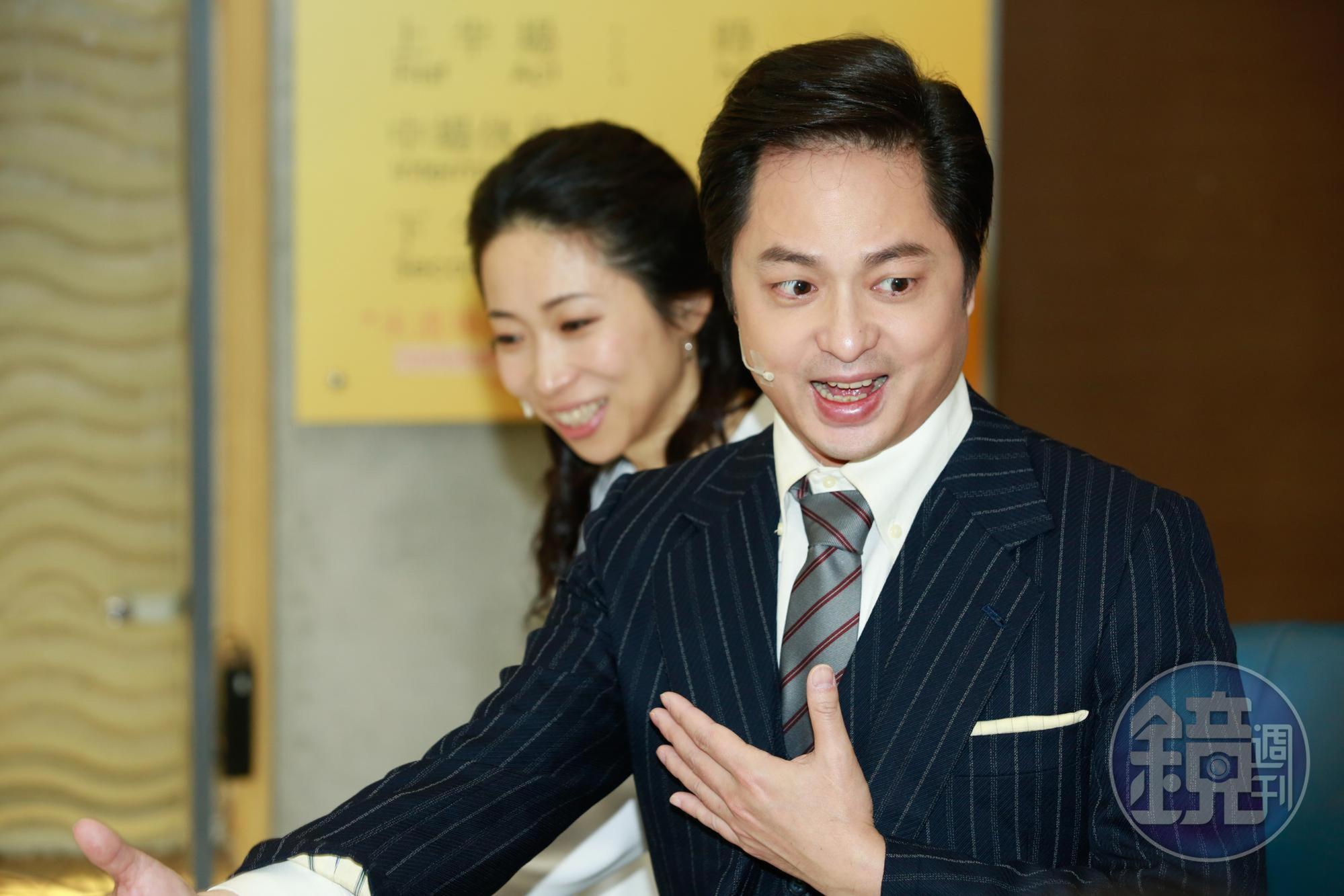 鄭有傑說演對手戲的演員就是真實人物,感覺很奇妙,有時會有種不寒而慄的感覺。