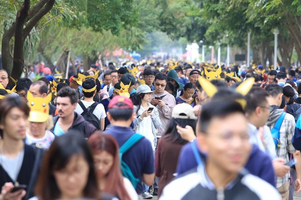 《 Pokémon Go》熱潮持續，全球至今下載數高達5.5億次。圖為去年台南寶可夢活動的盛況。（圖：台南市府網站）