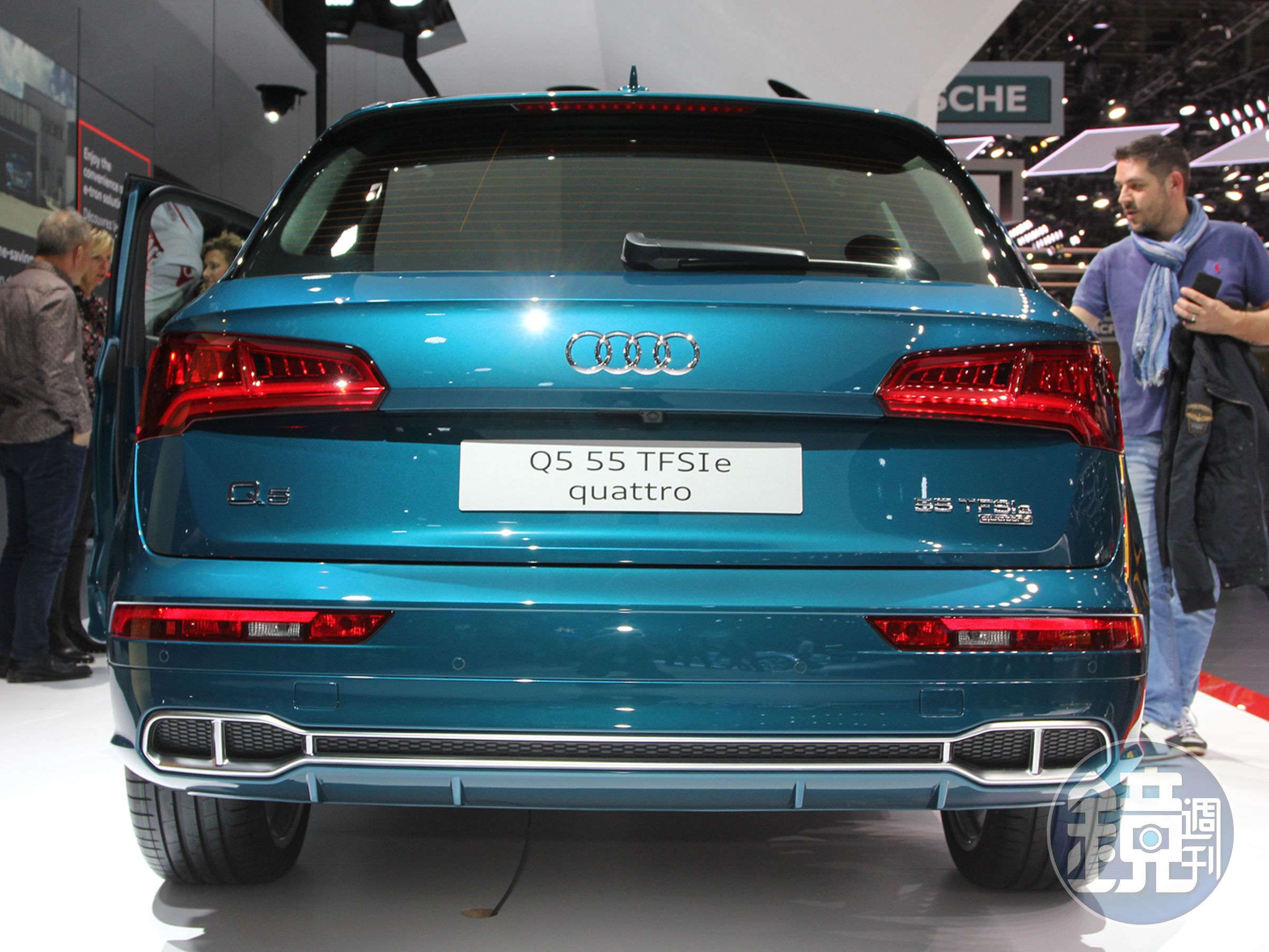 Q5 TFSI e車尾特寫。