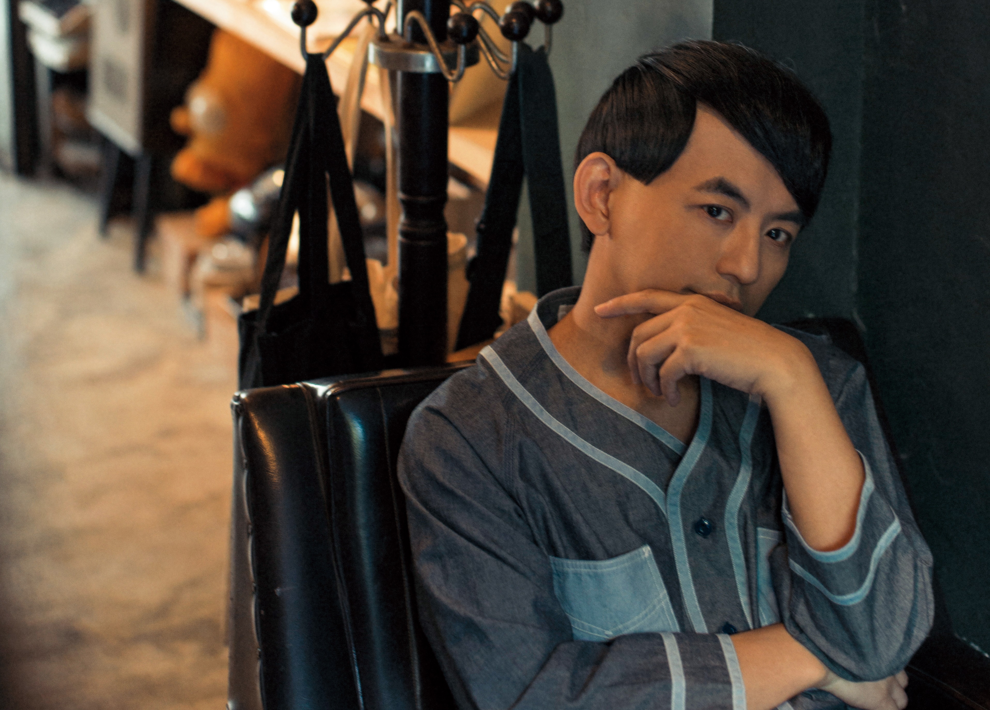 第一次主持《紅白》後，那年的年夜飯他是配電視吃，「我就是在看這6小時行不行。對我來講這是個作品，不像是工作。」