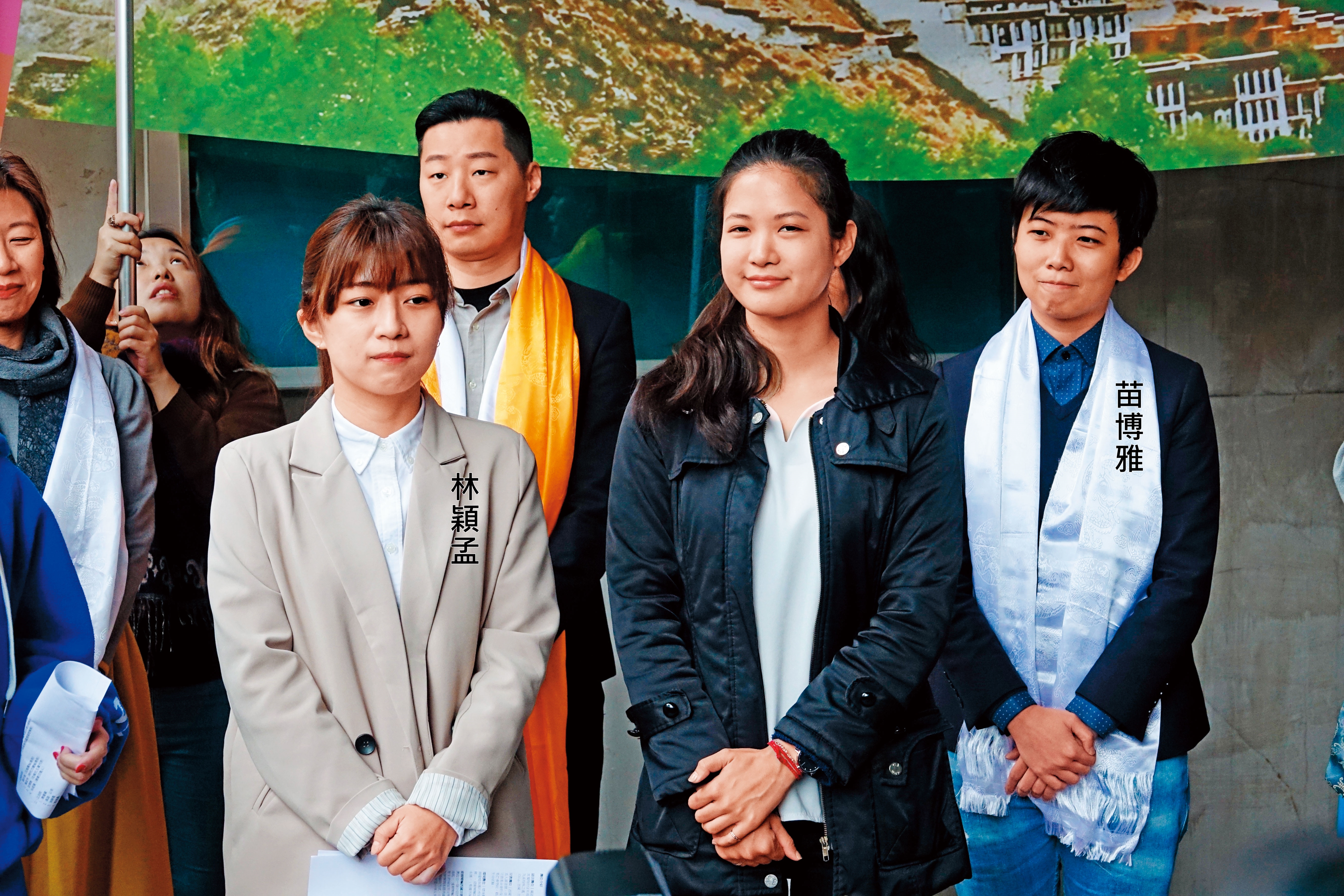 林穎孟與苗博雅從親密戀人變成政敵，3月7日難得同場出席記者會同框。