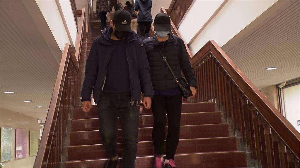 郭俊邑酒駕撞倒民宅和3名機車騎士，依殺人罪起訴。（翻攝畫面）