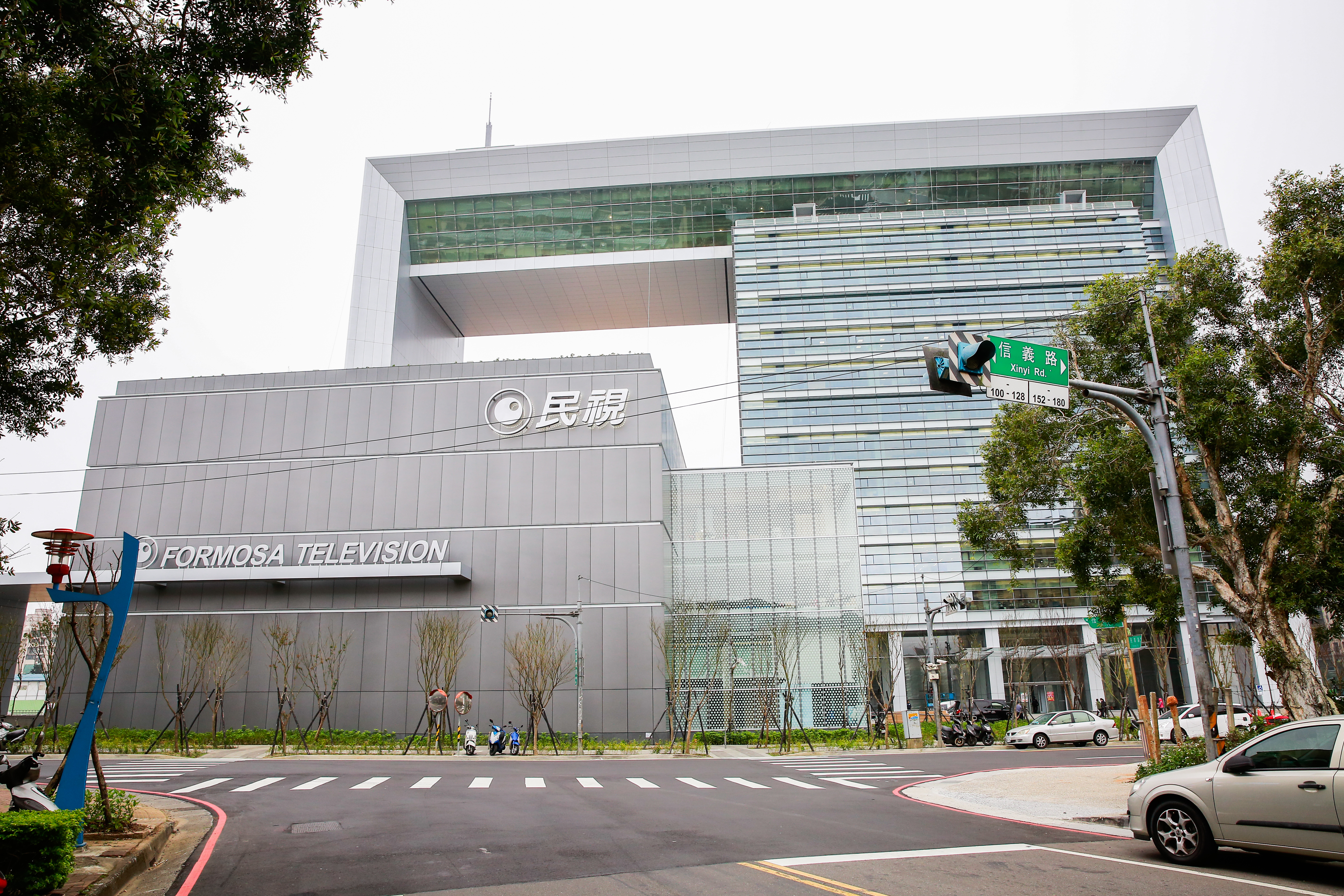 民視母公司、最大股東「民間投資公司」昨（14日）召開董事會，換掉董事長郭倍宏。