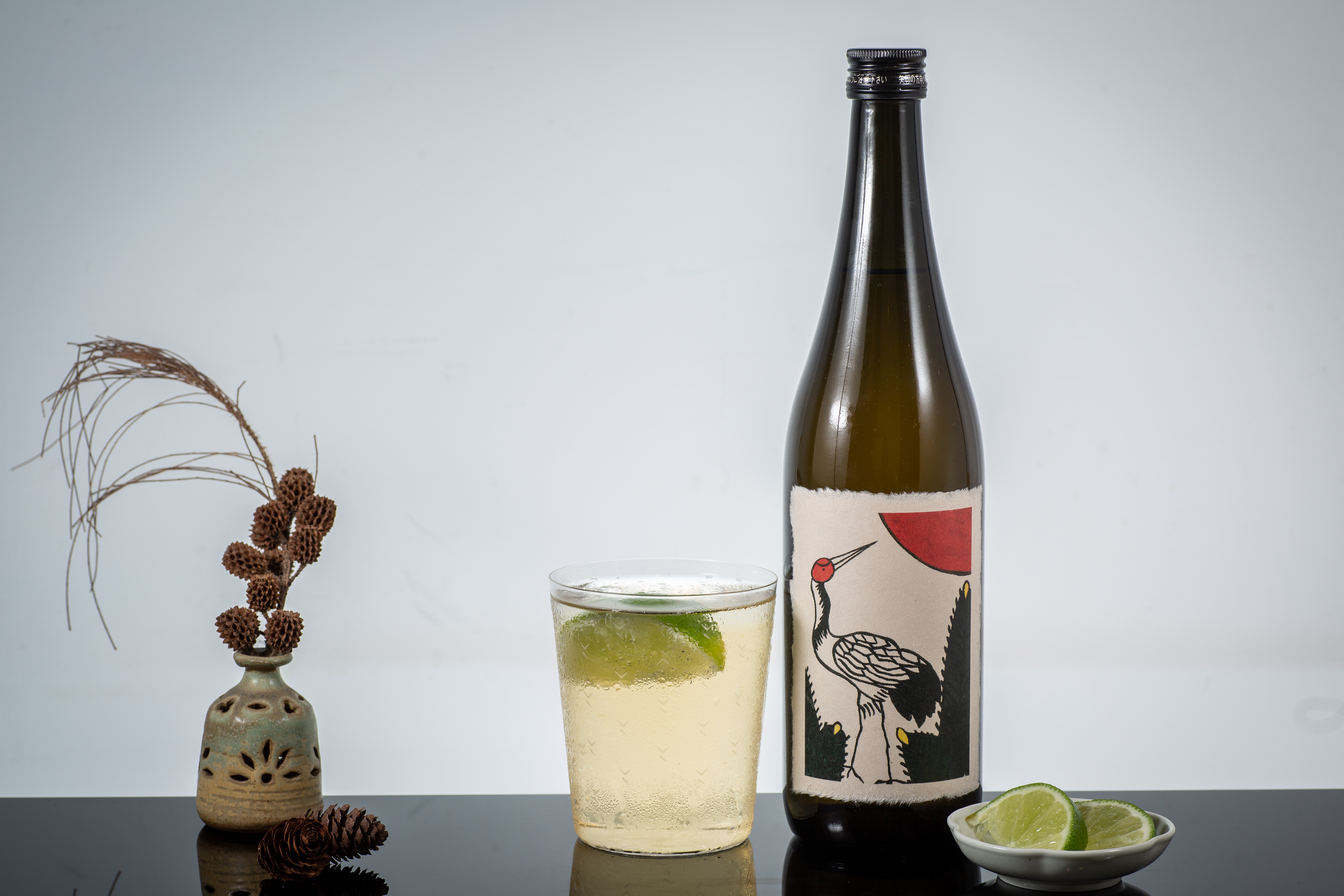 日本果實酒也會加入威士忌、陳年白蘭地，甚至是純米大吟釀，呈現厚實沉歛的韻味。