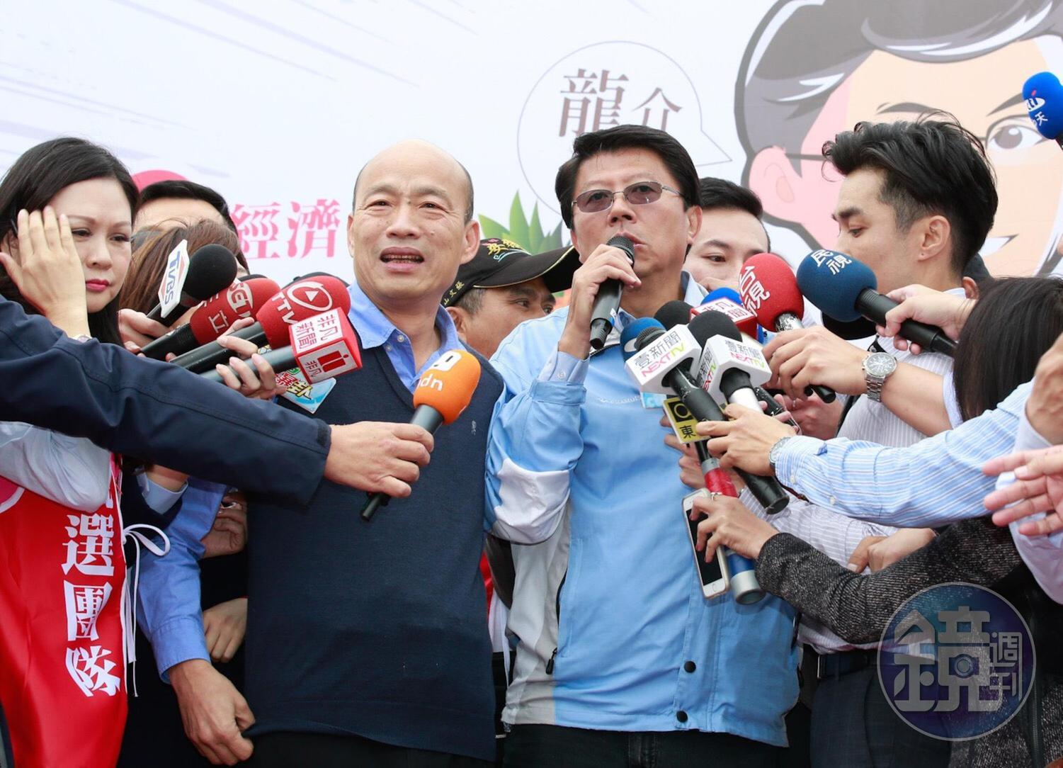 已連任5屆議員的謝龍介挑戰立委選戰，仍鎩羽而歸。