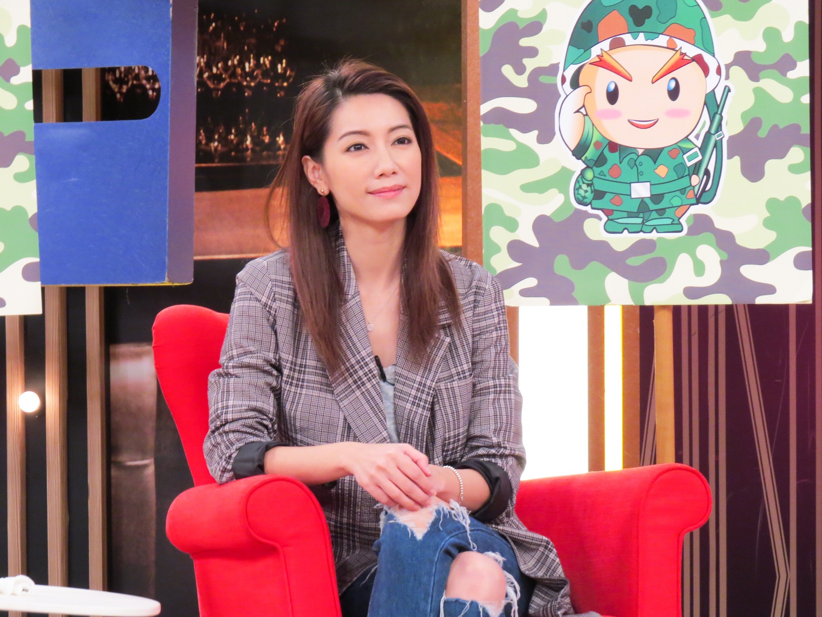 林韋君透露自己家的家規真的如軍令，夾菜不能超過三秒鐘。（衛視中文台提供）