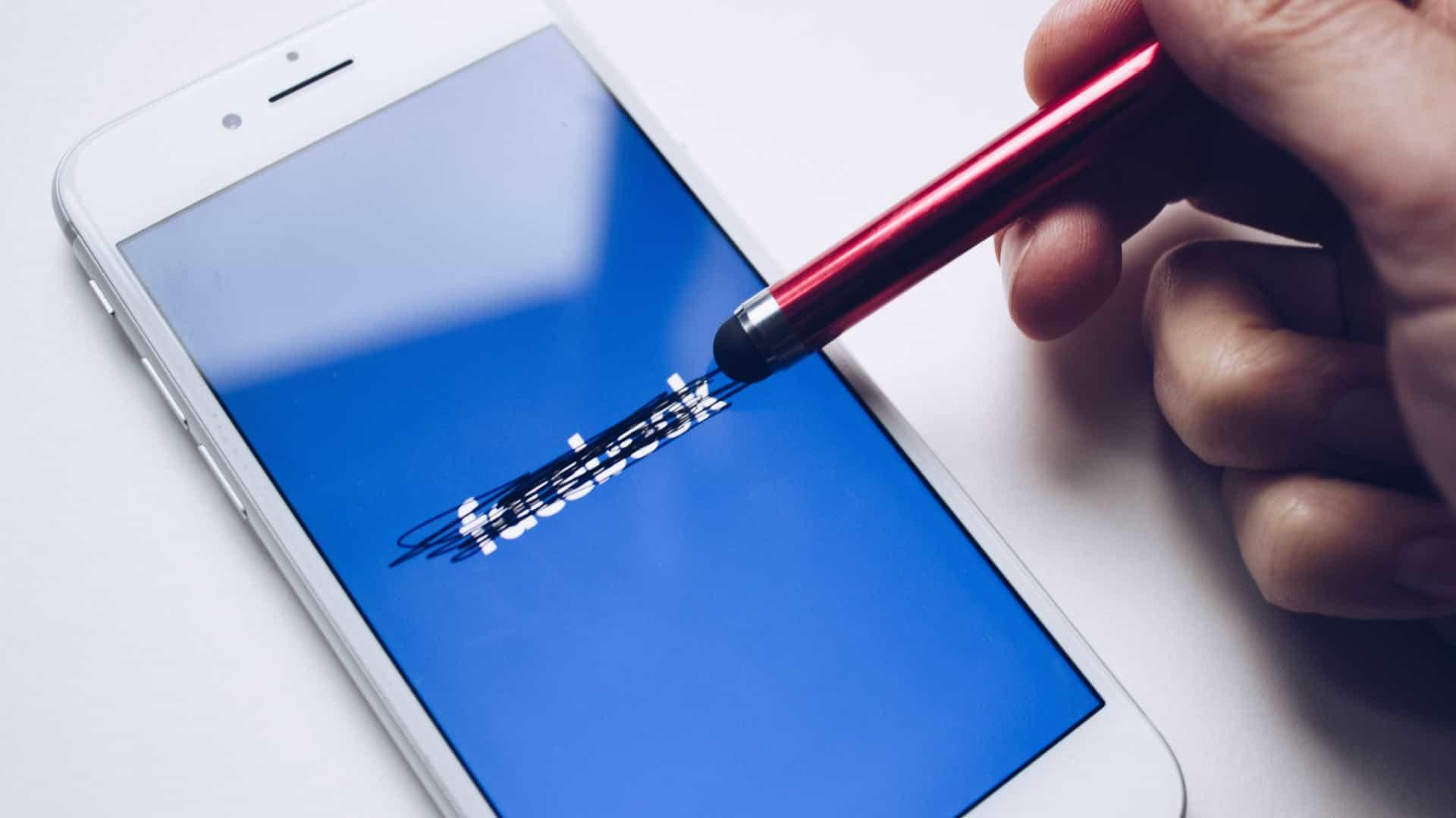 Facebook 直播工具被用在紐西蘭清真寺槍擊案中,引起民眾憤怒。(unsplash 圖庫)